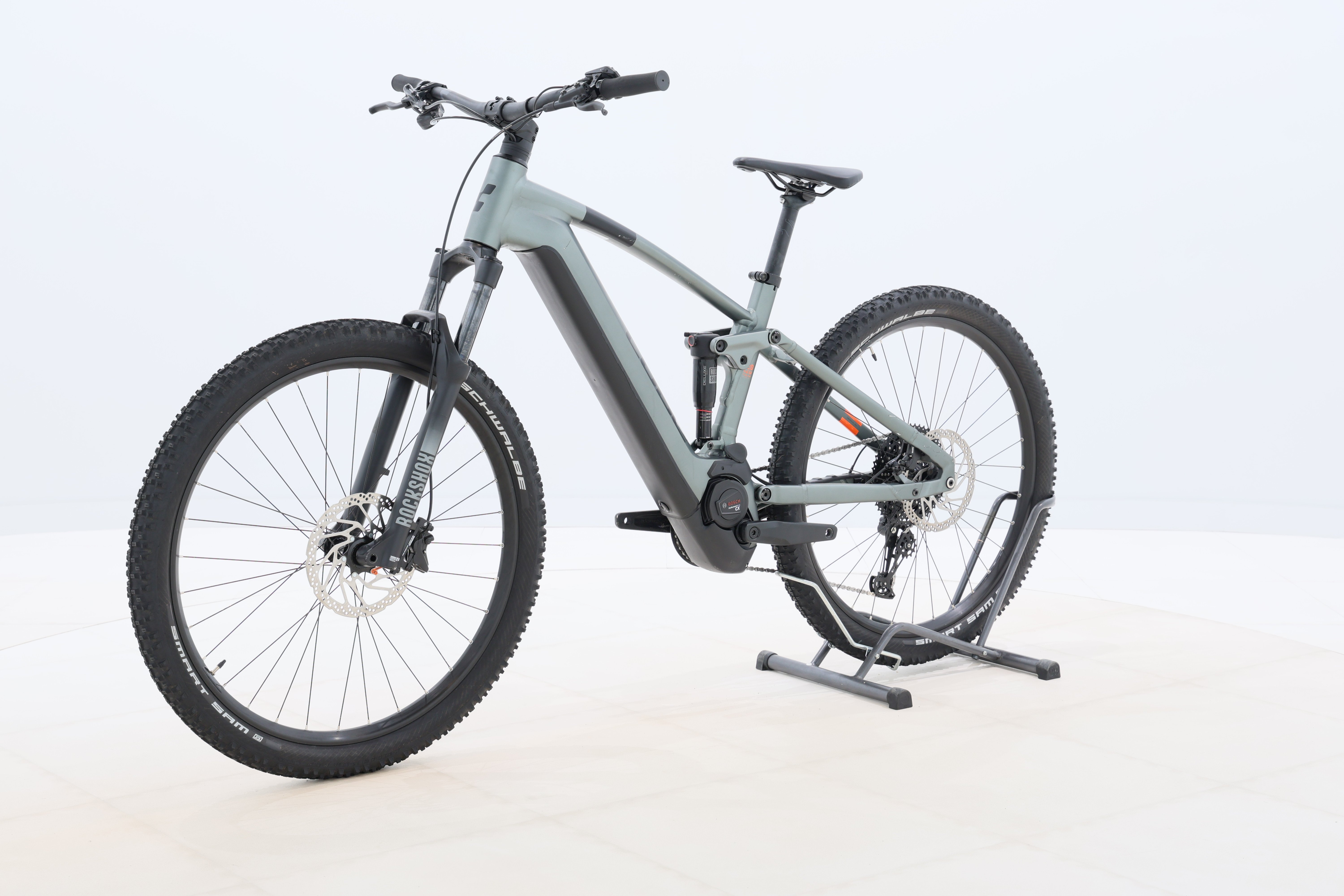 073fd8ab-e299-4144-bb4f-ebeed3999714