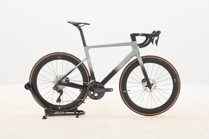 Rose XLITE 06 ULTEGRA DI2 2025