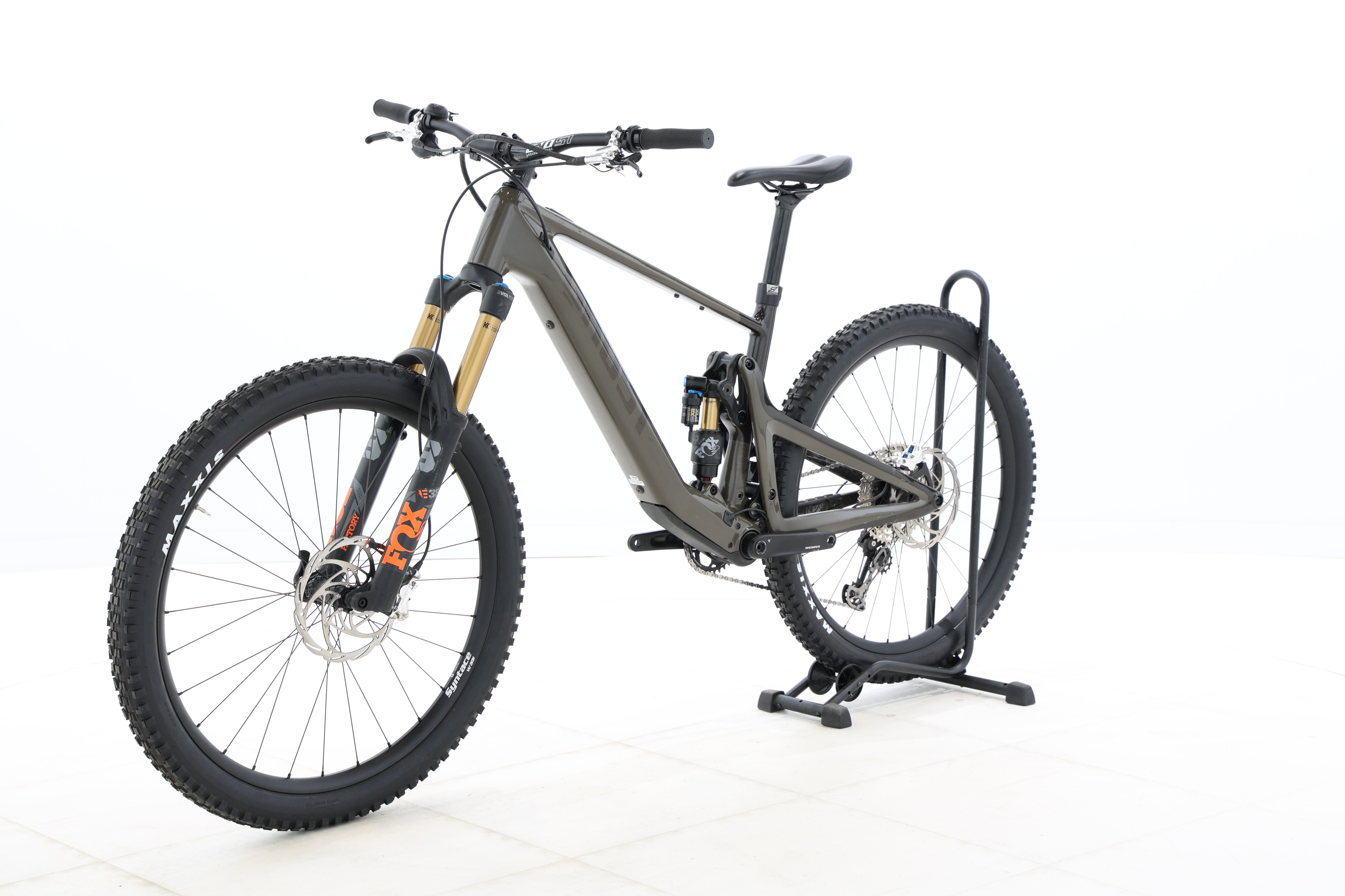 528d818a-4112-4f80-aa83-17cf6d84f7c1