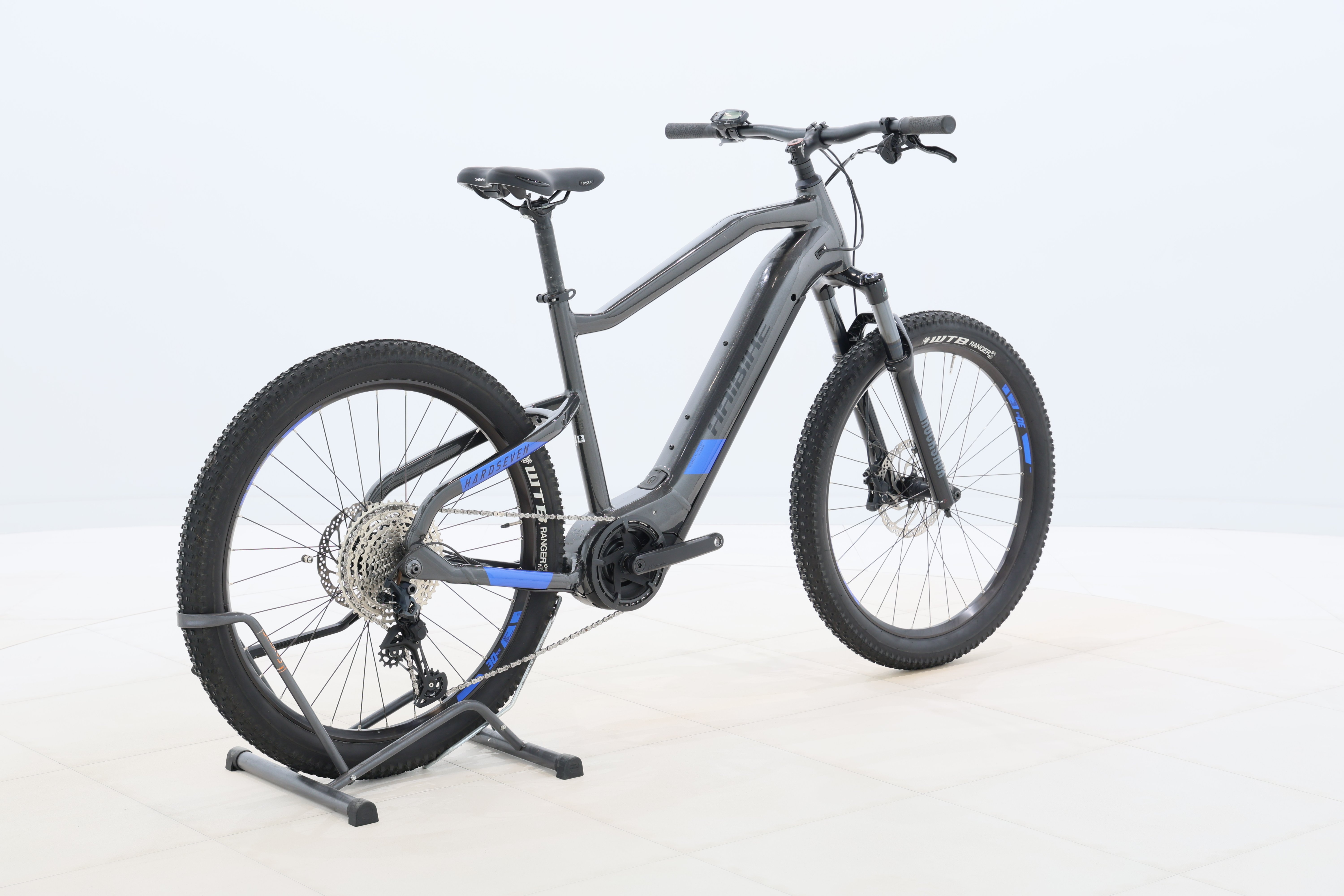 16473325-0a73-4147-99b8-5ff4aac6e464