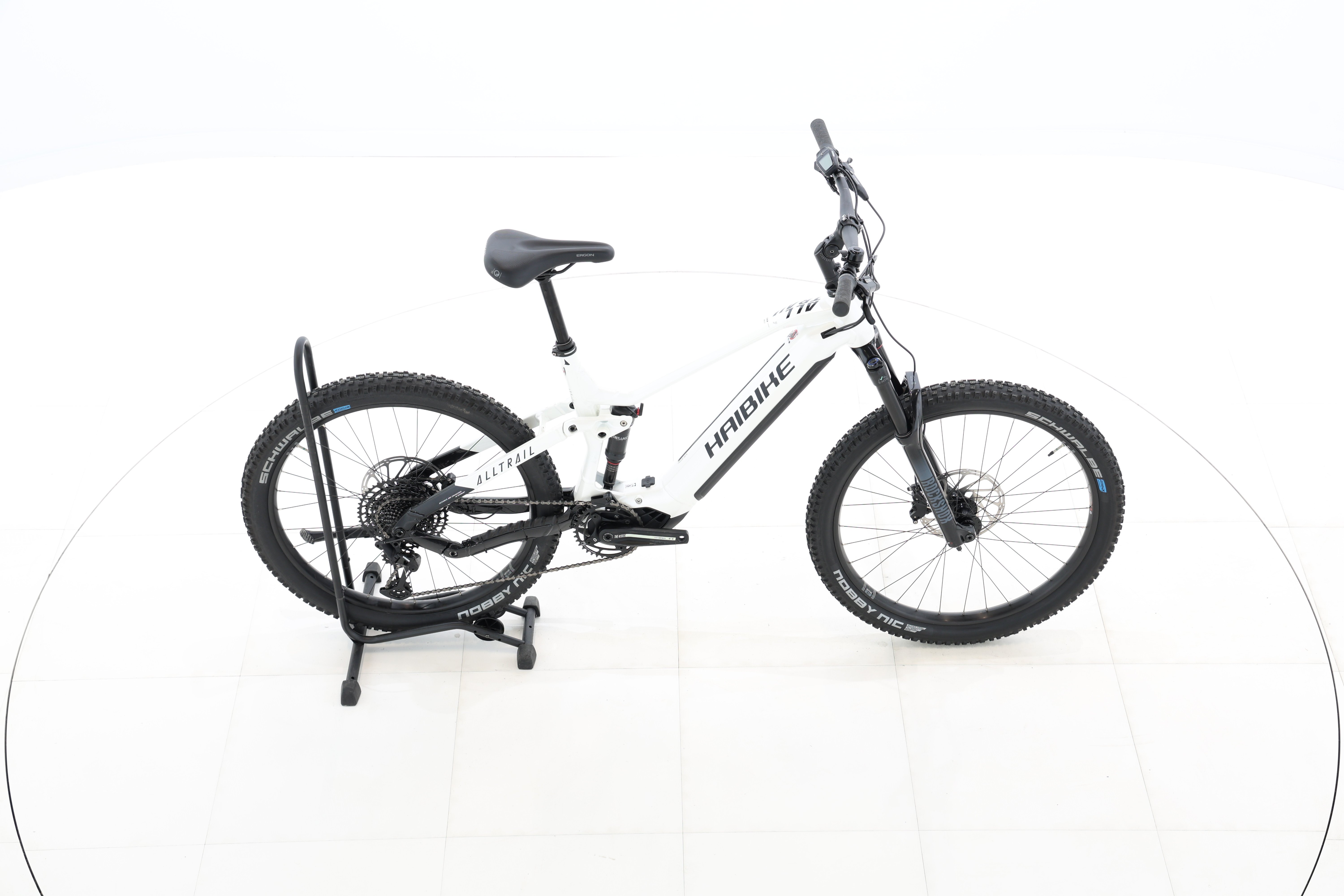 5f5675ca-d93c-4e4d-9ef5-3750b57725a0