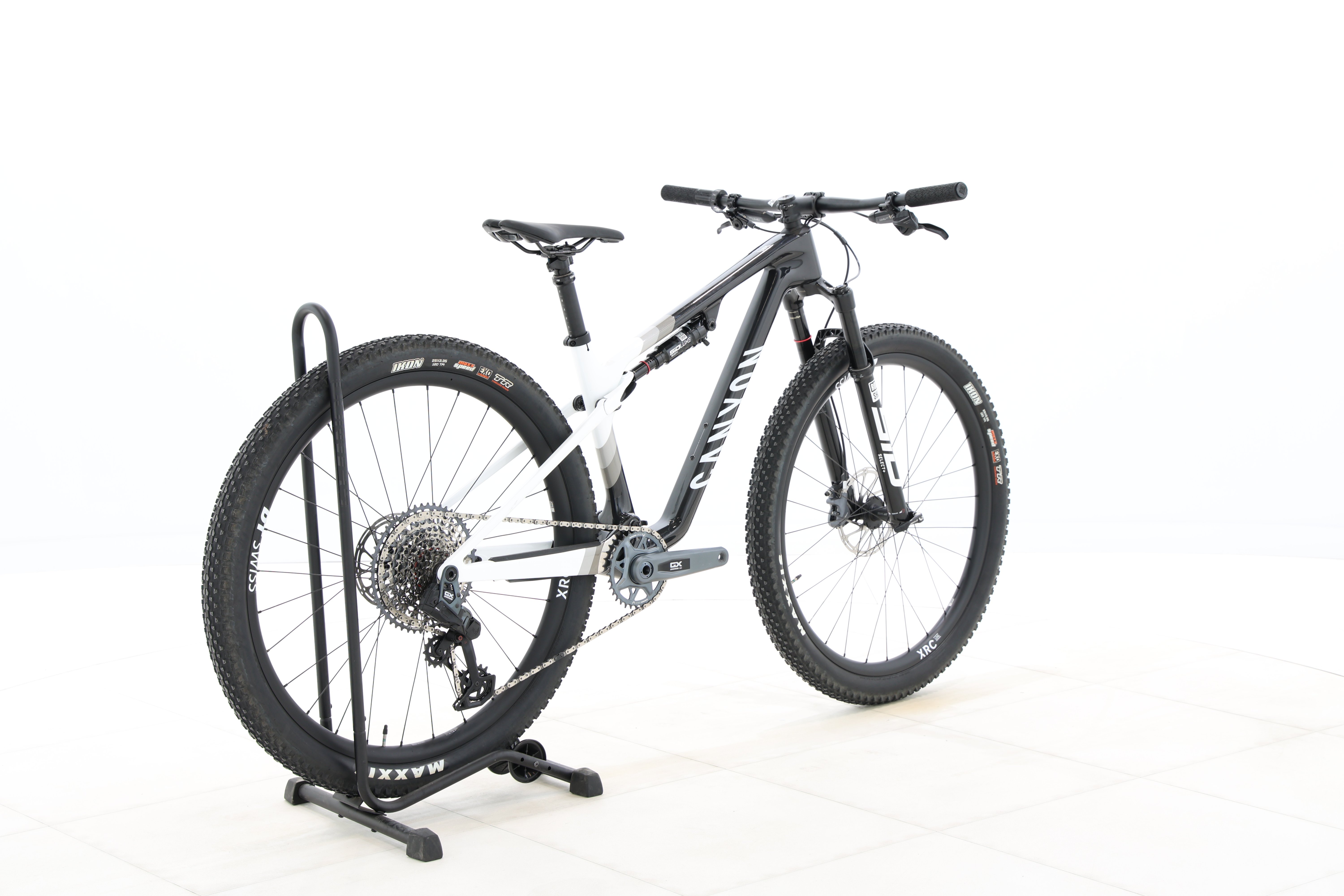 15638085-9050-4e98-97d2-e482ff2991f1