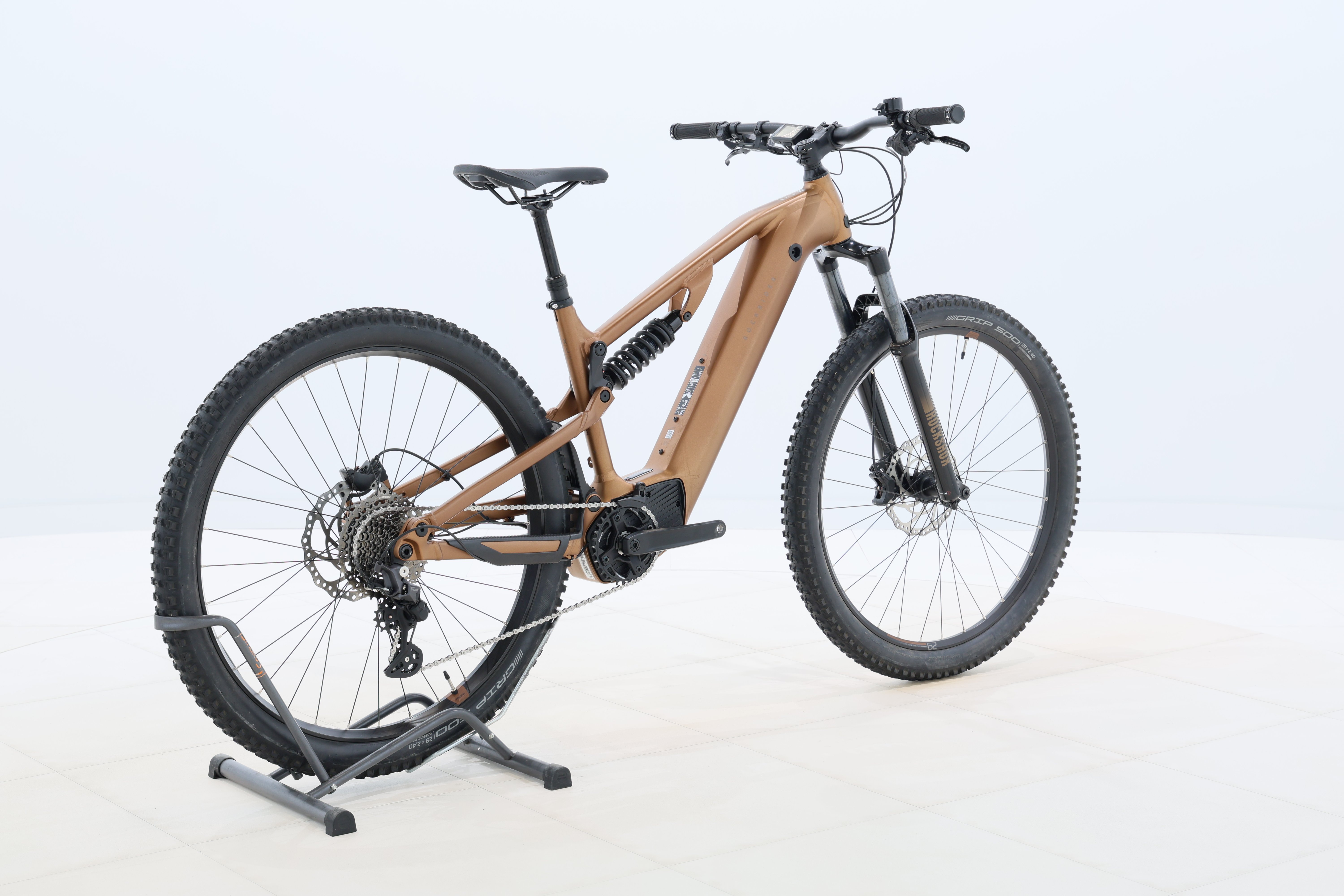 b46dbee3-66a6-4c53-bac4-4093ecddc7b1