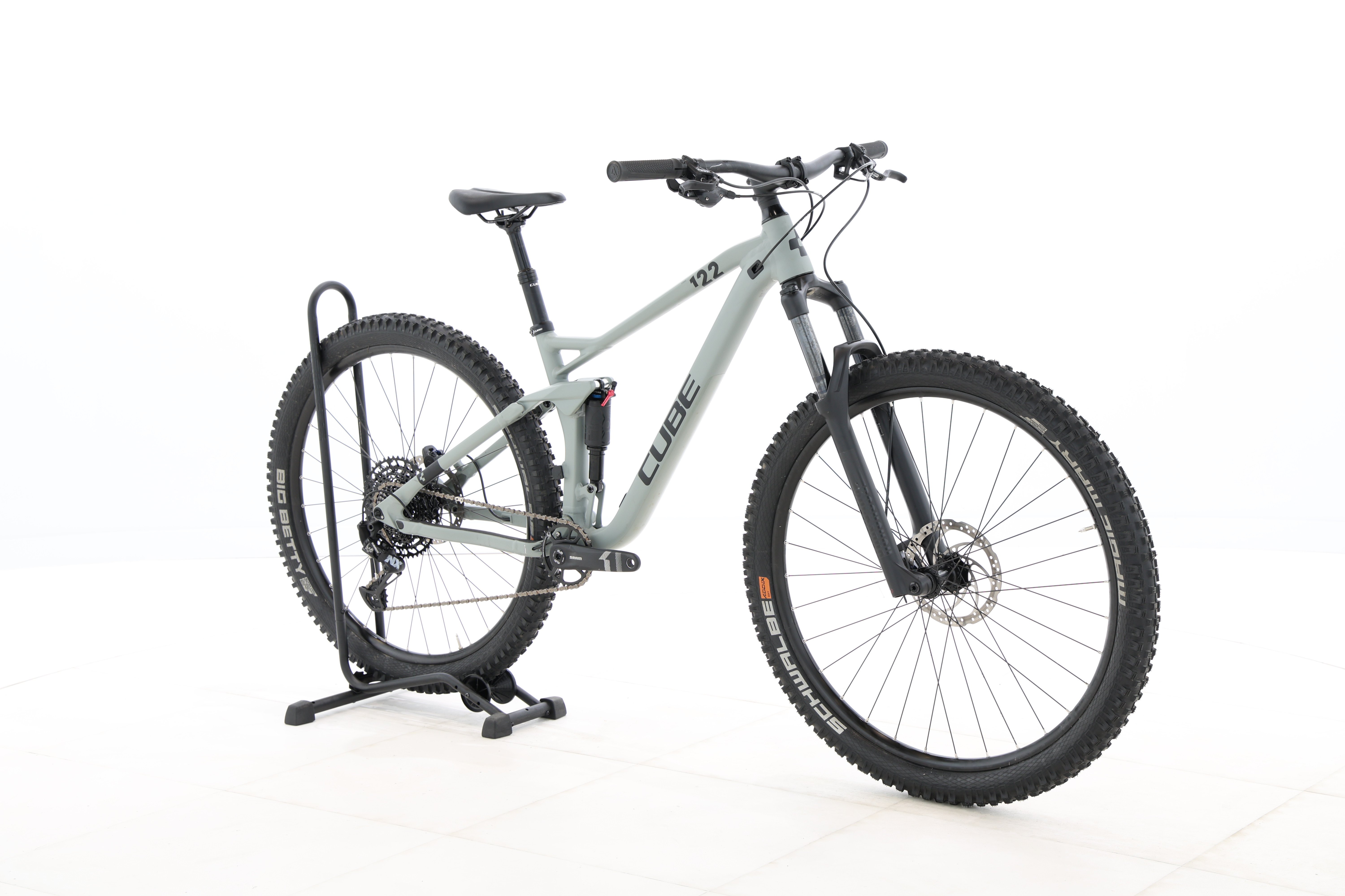 cdb9a80f-3583-4a24-916d-4dbd23459df8