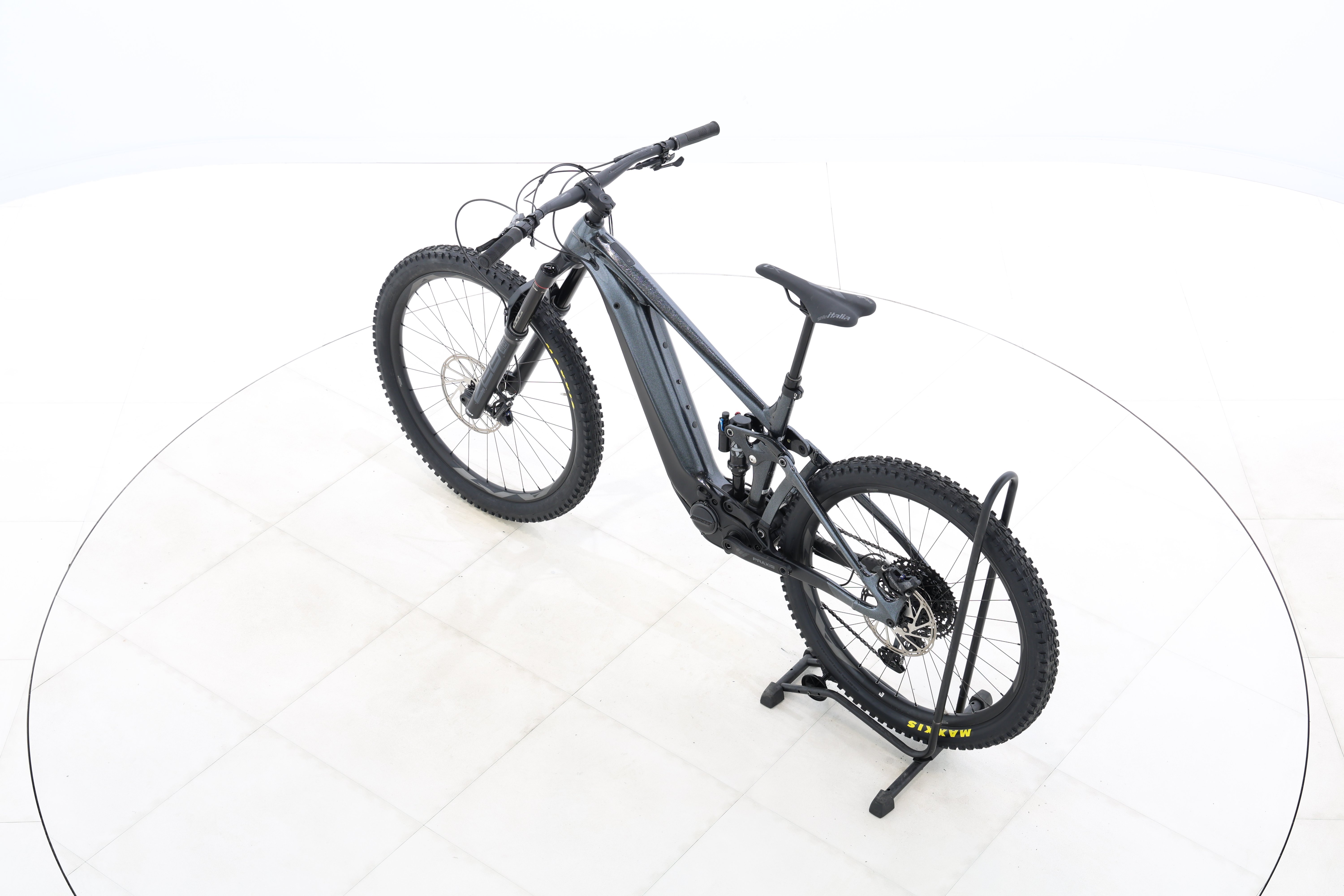 49dd0b42-7064-4179-9941-c94196d5e915