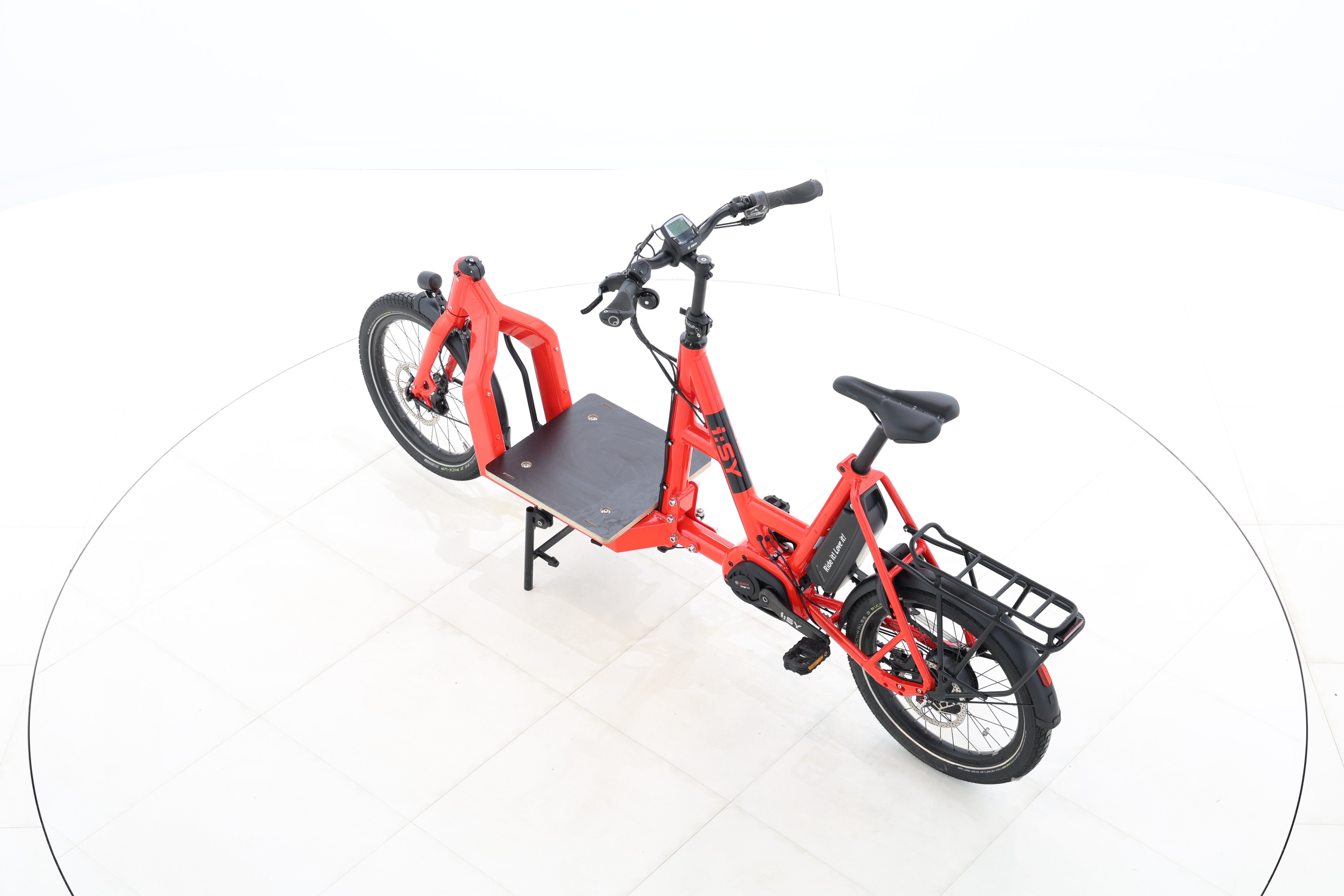 28ea0c29-b014-416e-81cb-2b6ed6c10f6d