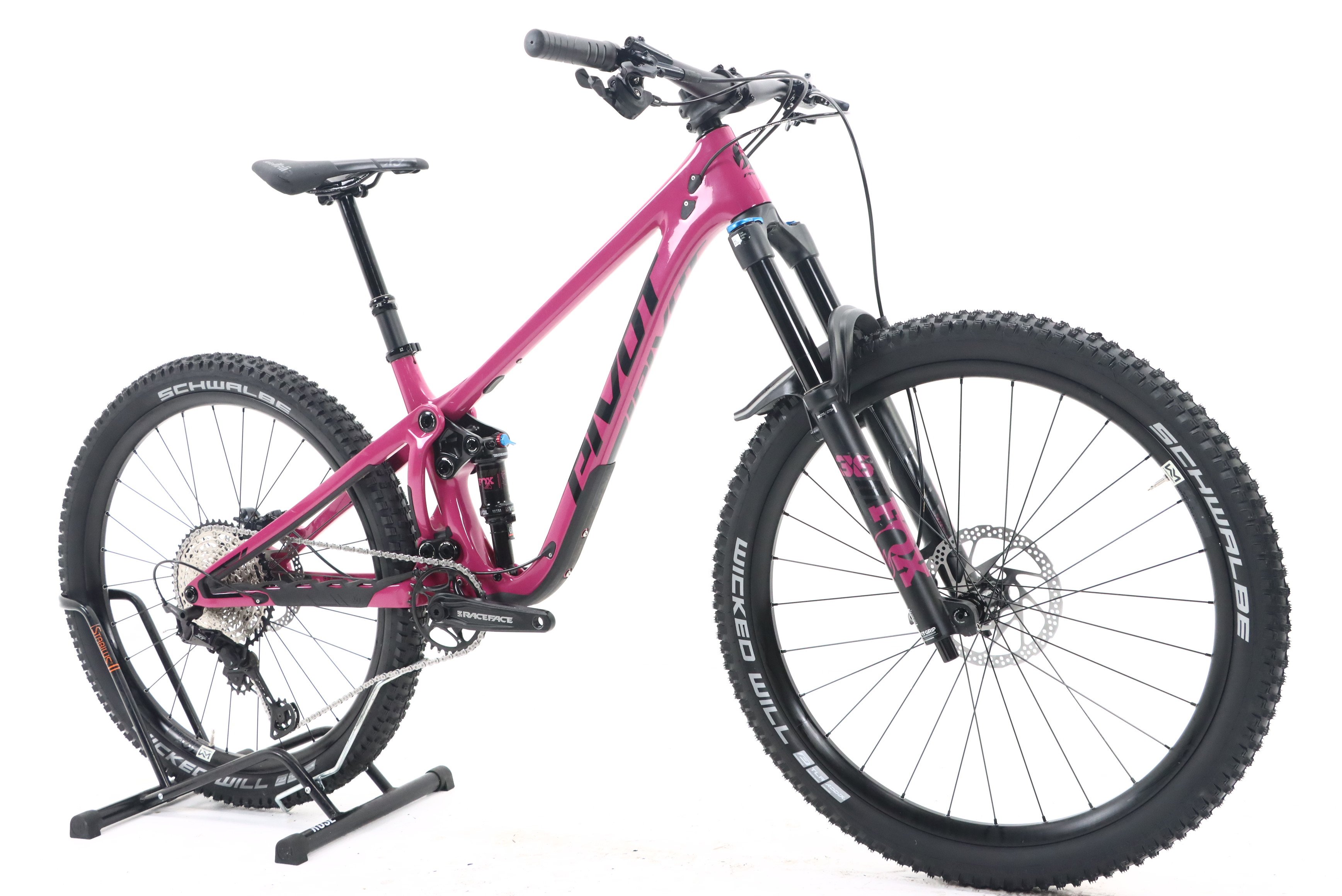 006fe629-10d5-43d7-85ab-68b51016b2d0