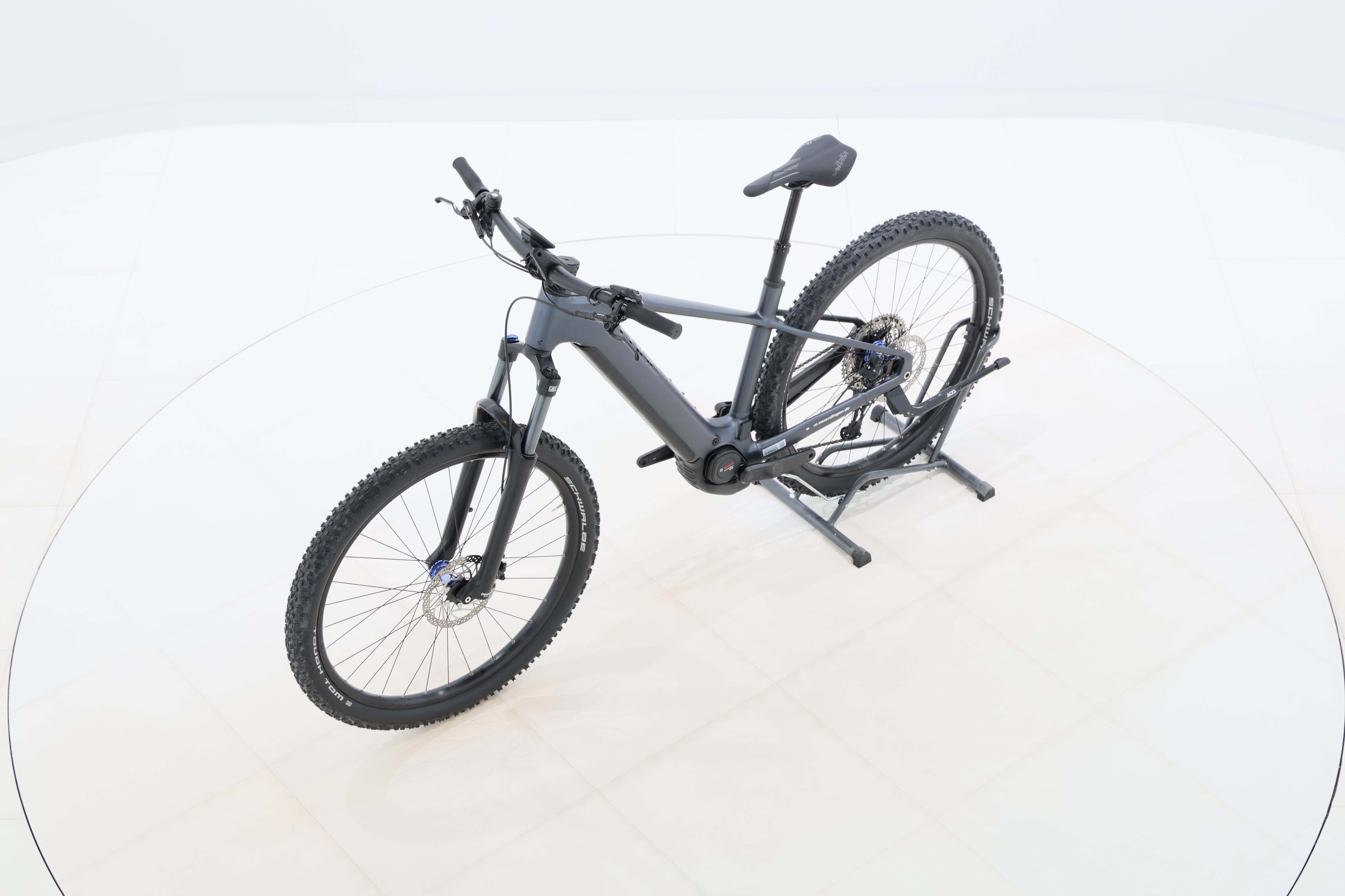 fd0e2393-52a6-4c0d-b2a3-15cf2c345803