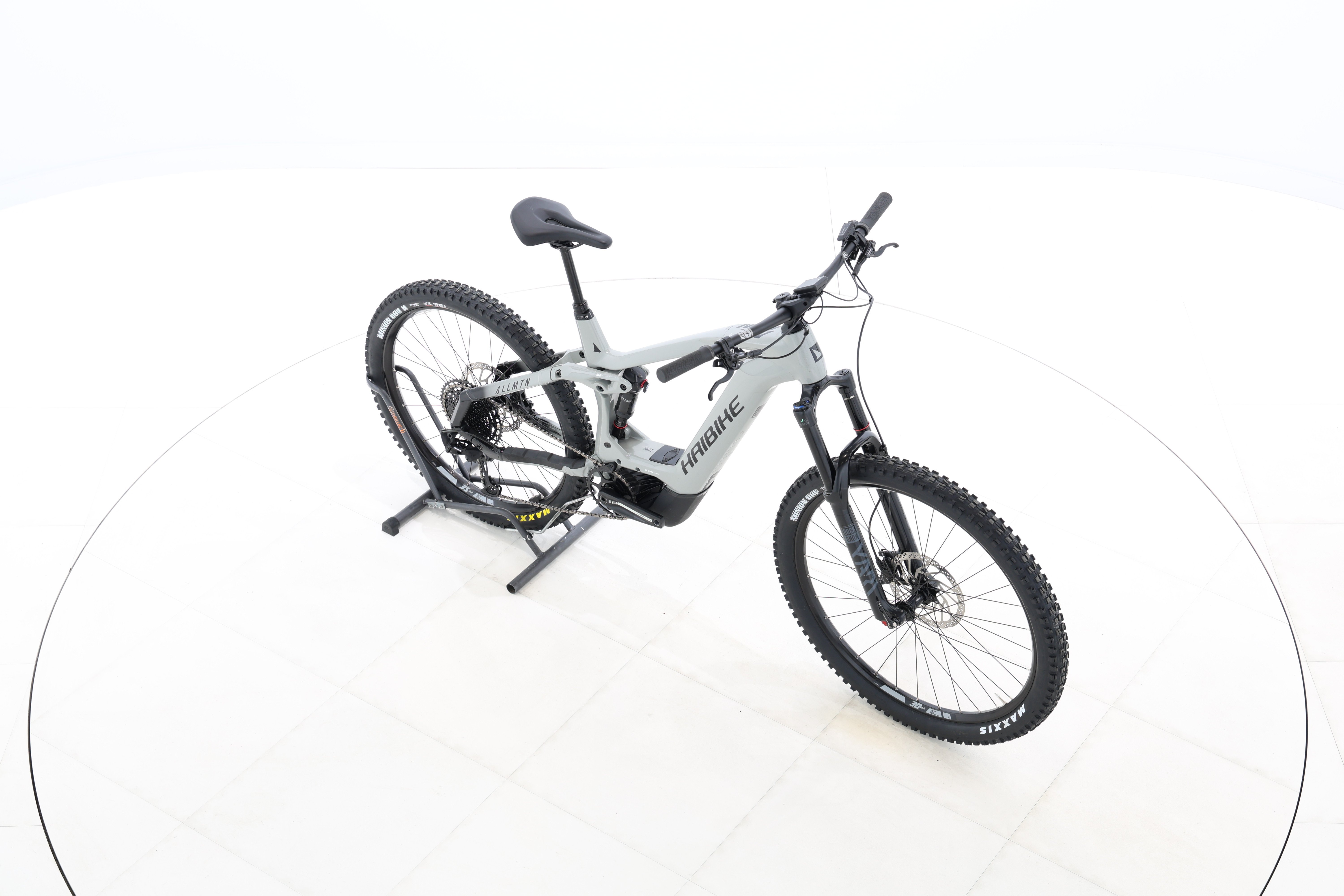 4c393c01-3963-46c2-a343-f44213cb270c