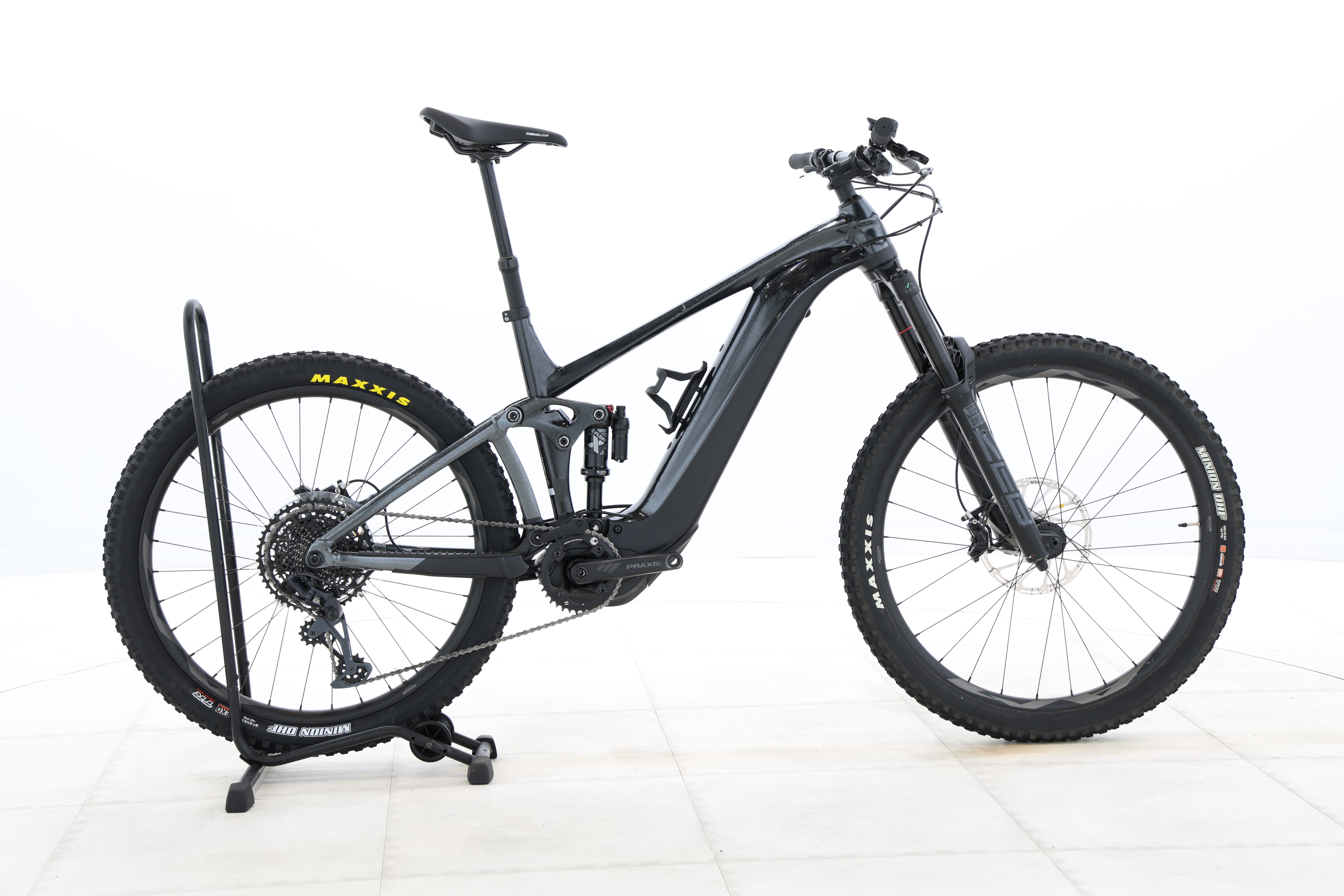 60a834cf-c219-4186-87ee-b1526d5ff865