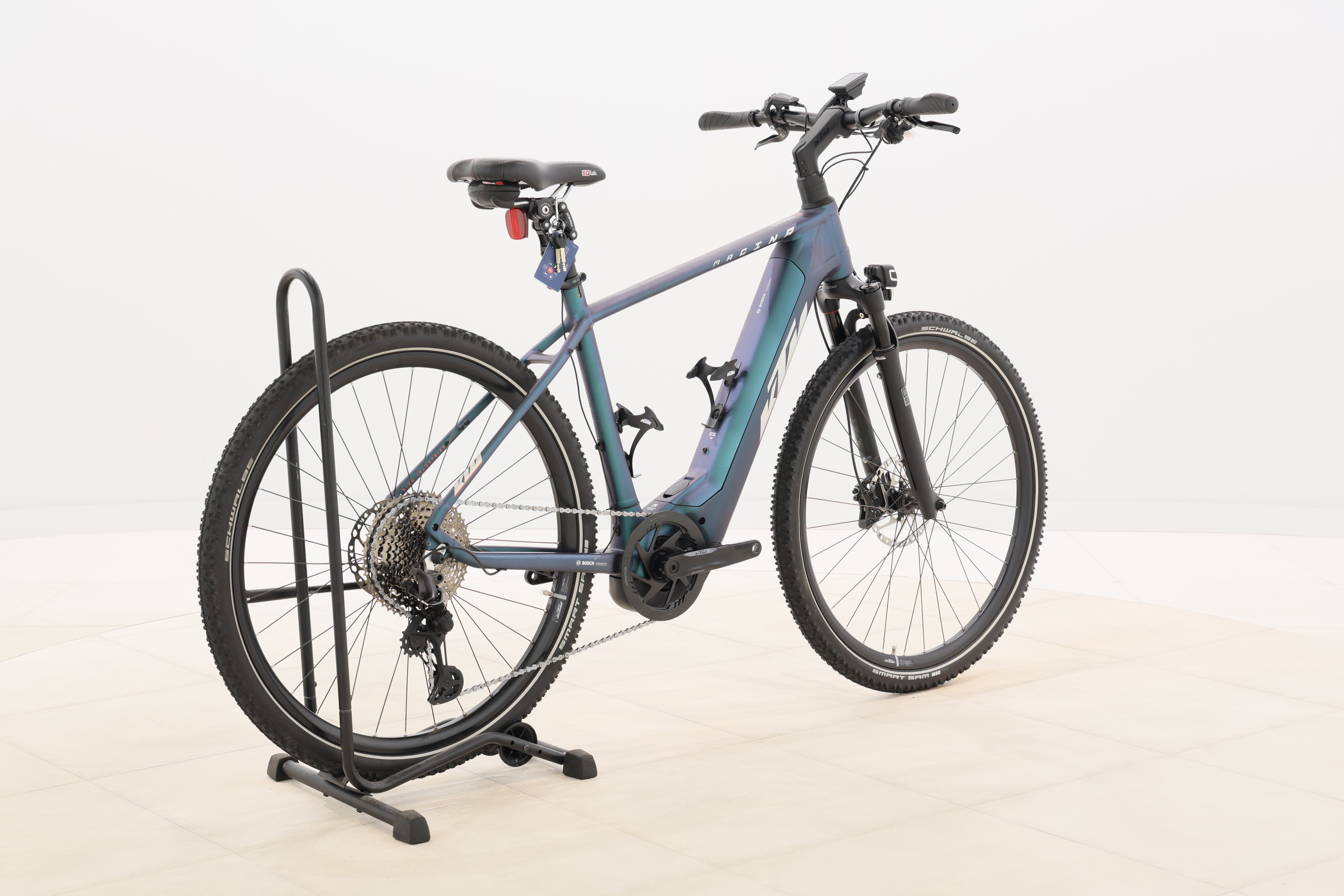 6a9a0fa8-6c47-417c-8b40-803a64220295