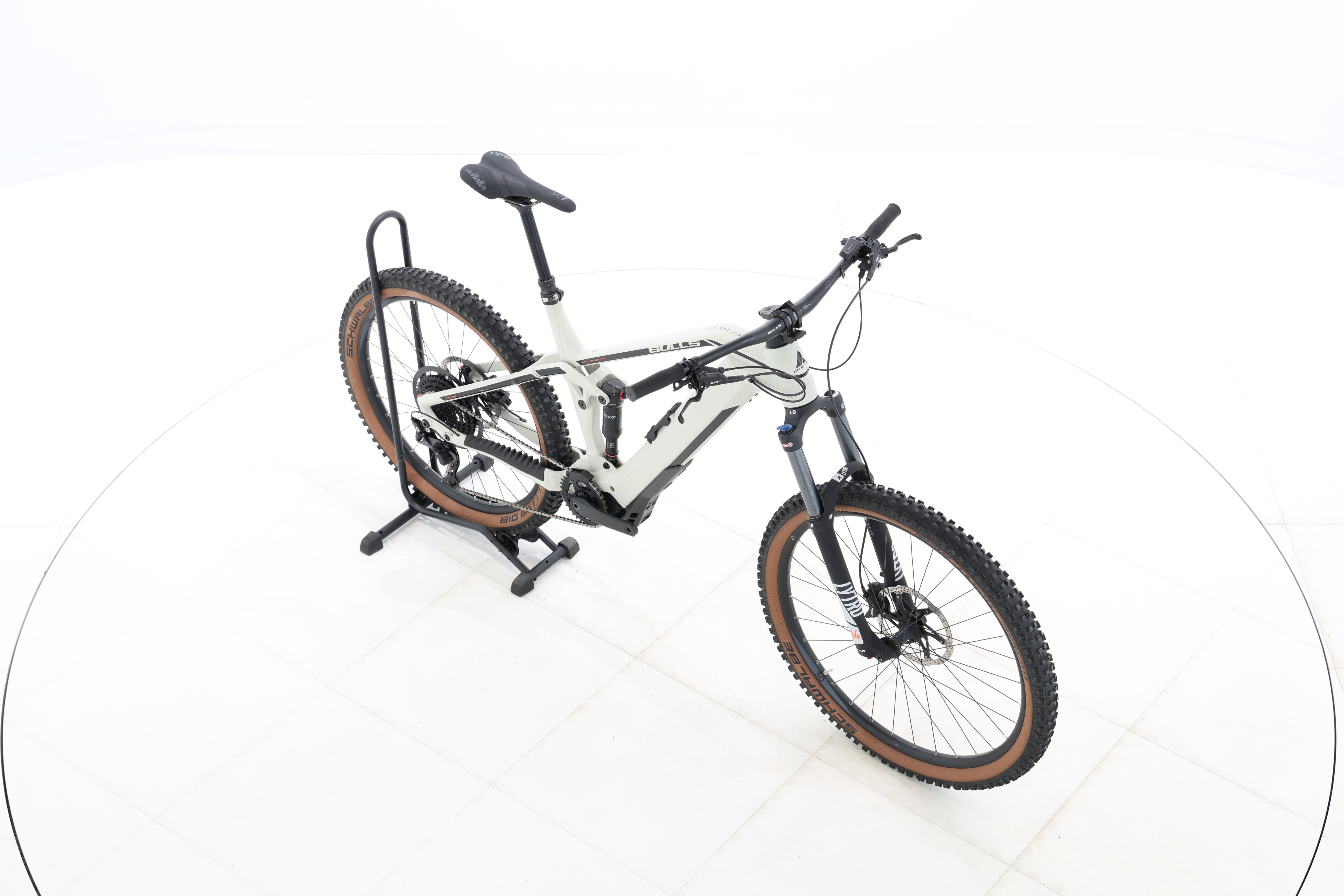 9a8f924b-c6b6-4a61-b3c3-231784256e3a