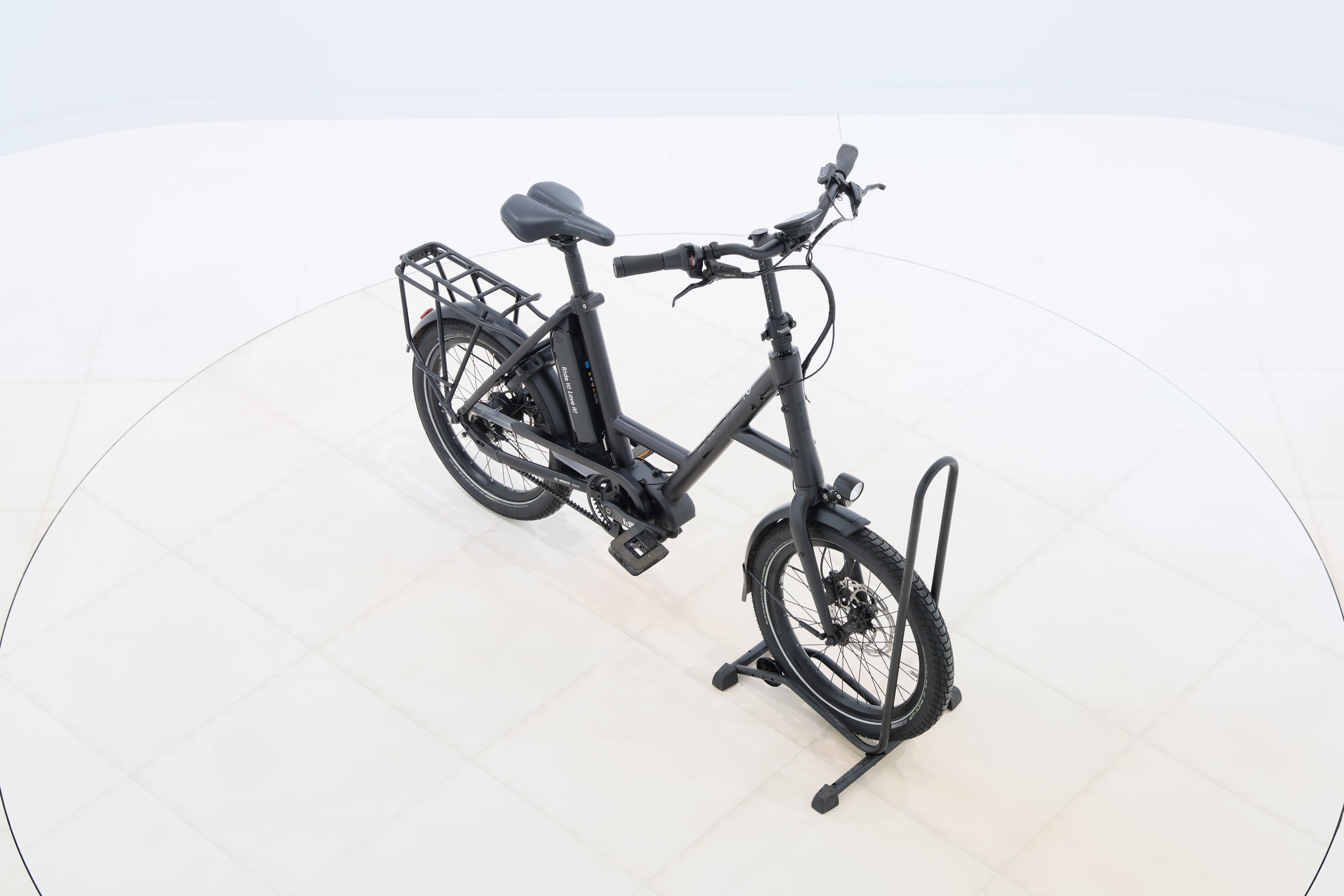 938bf22c-c450-4002-85c2-3575bf1fa7a1