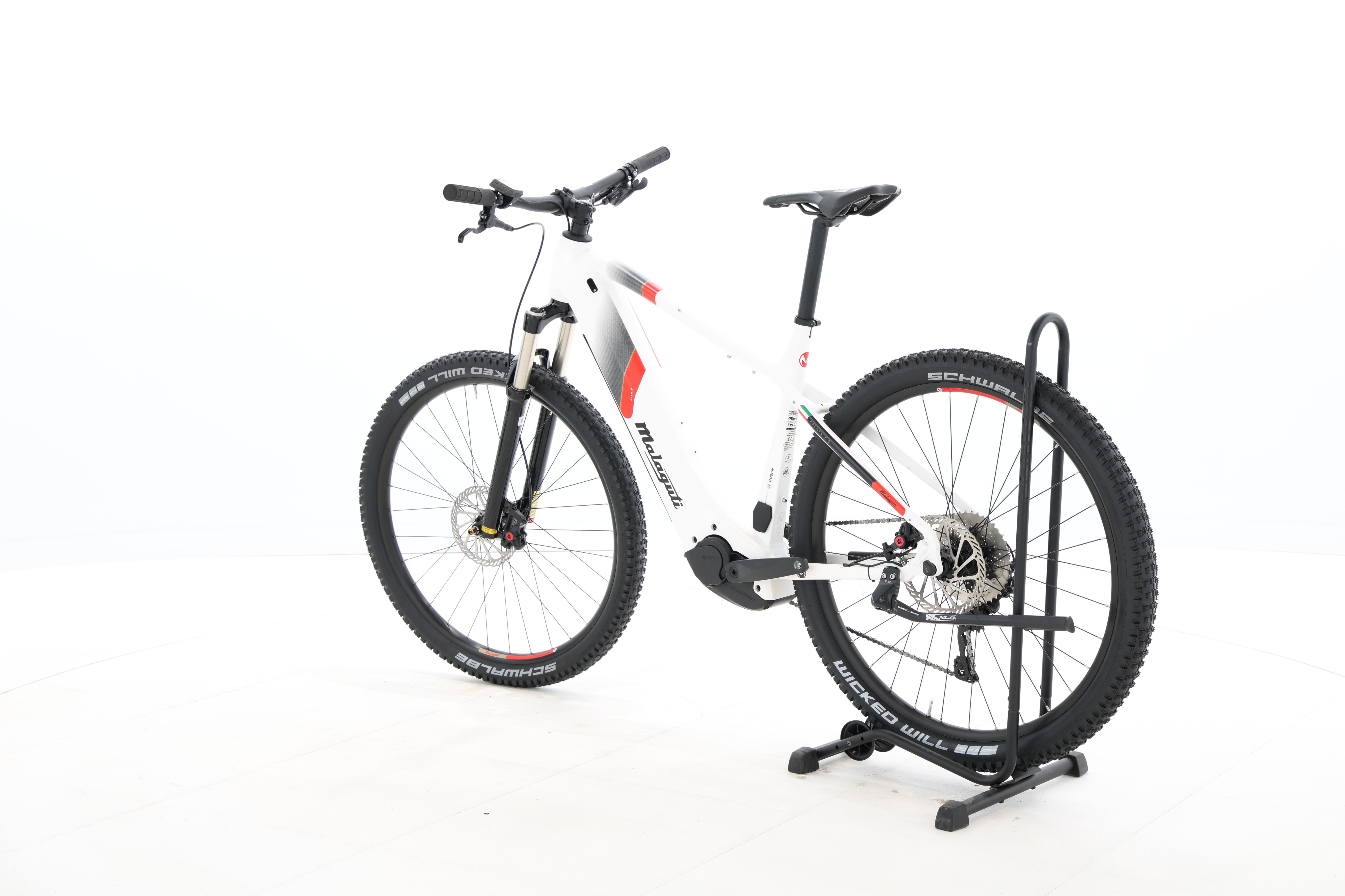 d162d83e-2226-4c5b-913d-87cda3b881c9