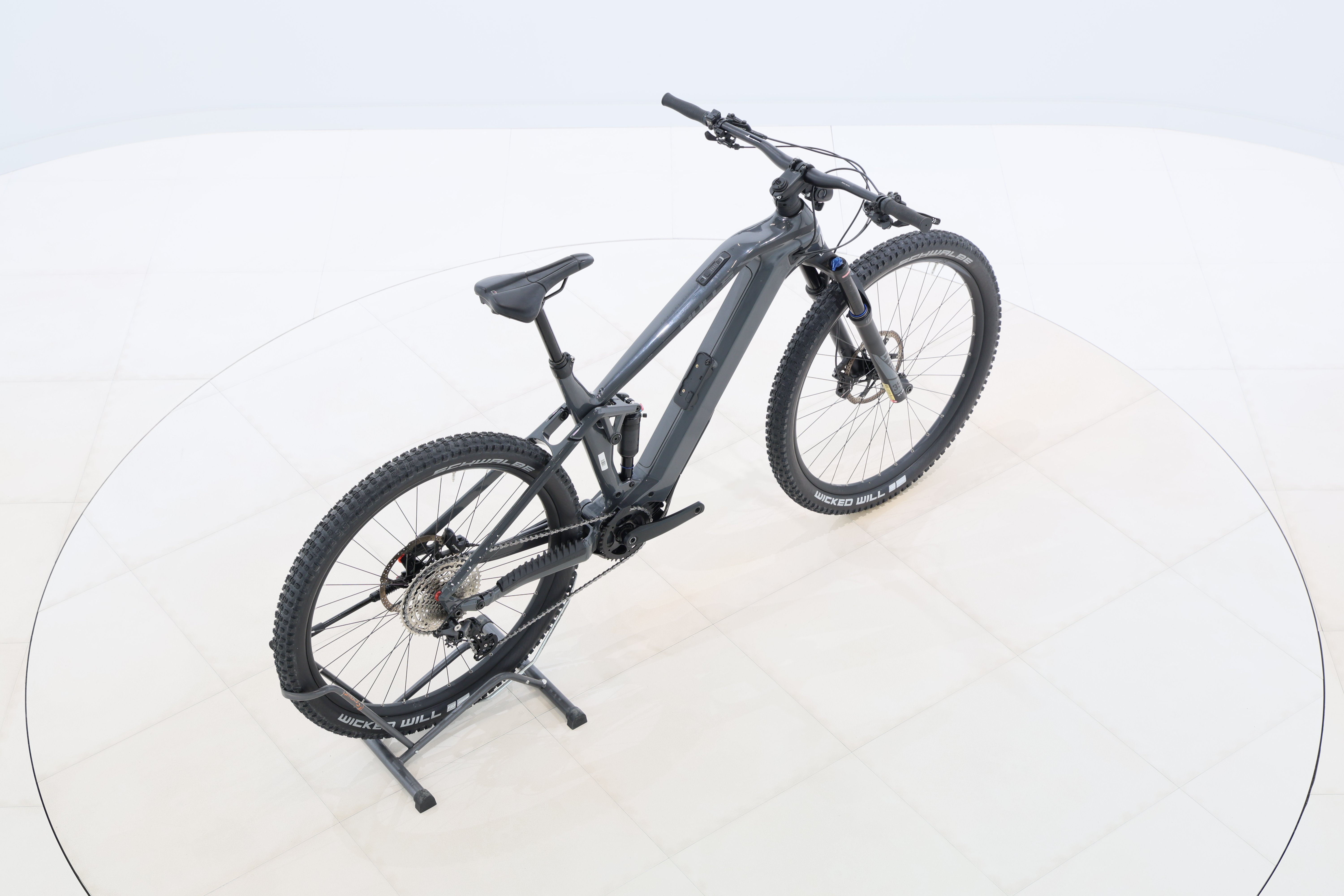 6991deb3-9b5a-433e-b2c0-c192fc17b0b8