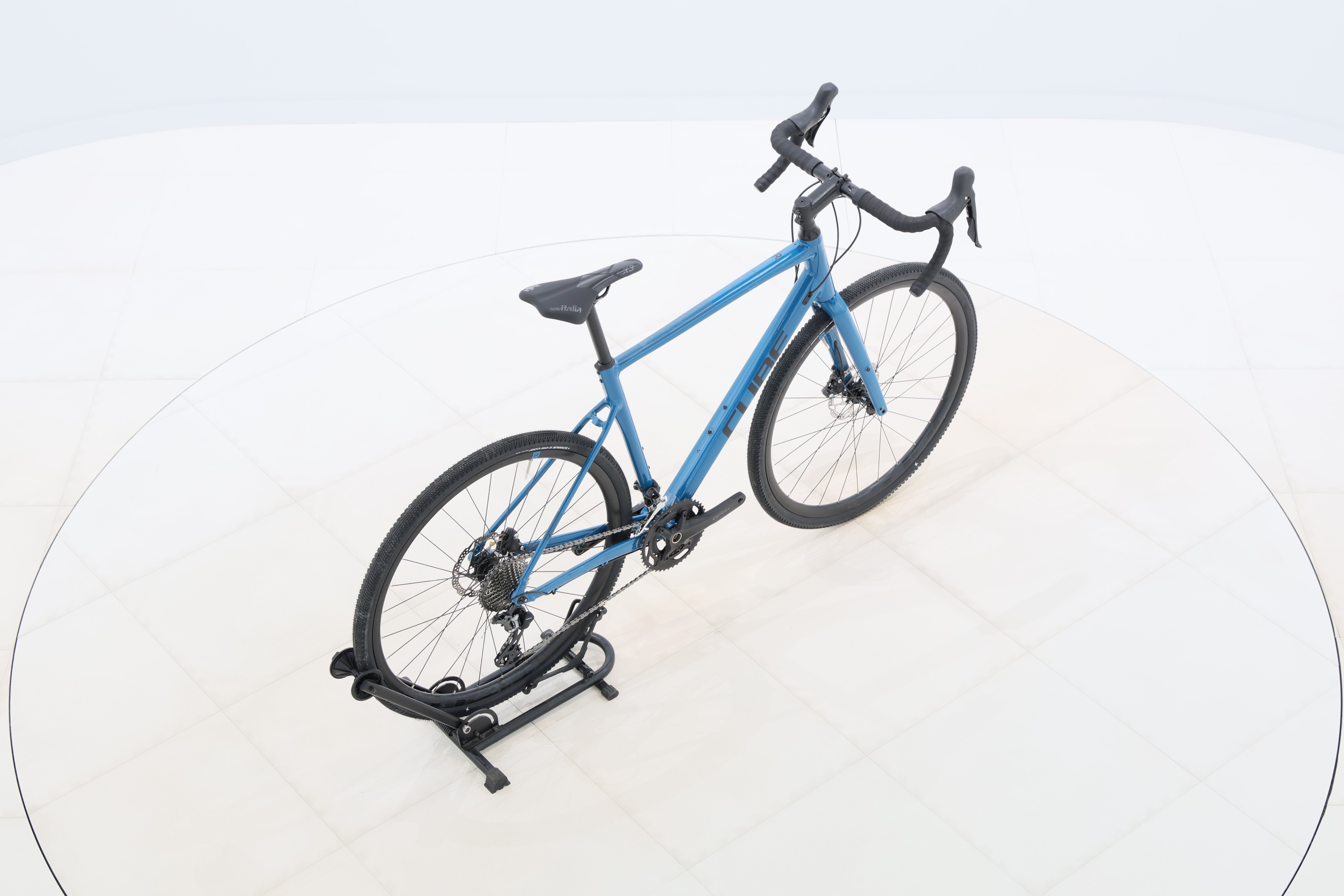 ec04f481-0910-48d9-bf32-cb7a54712933