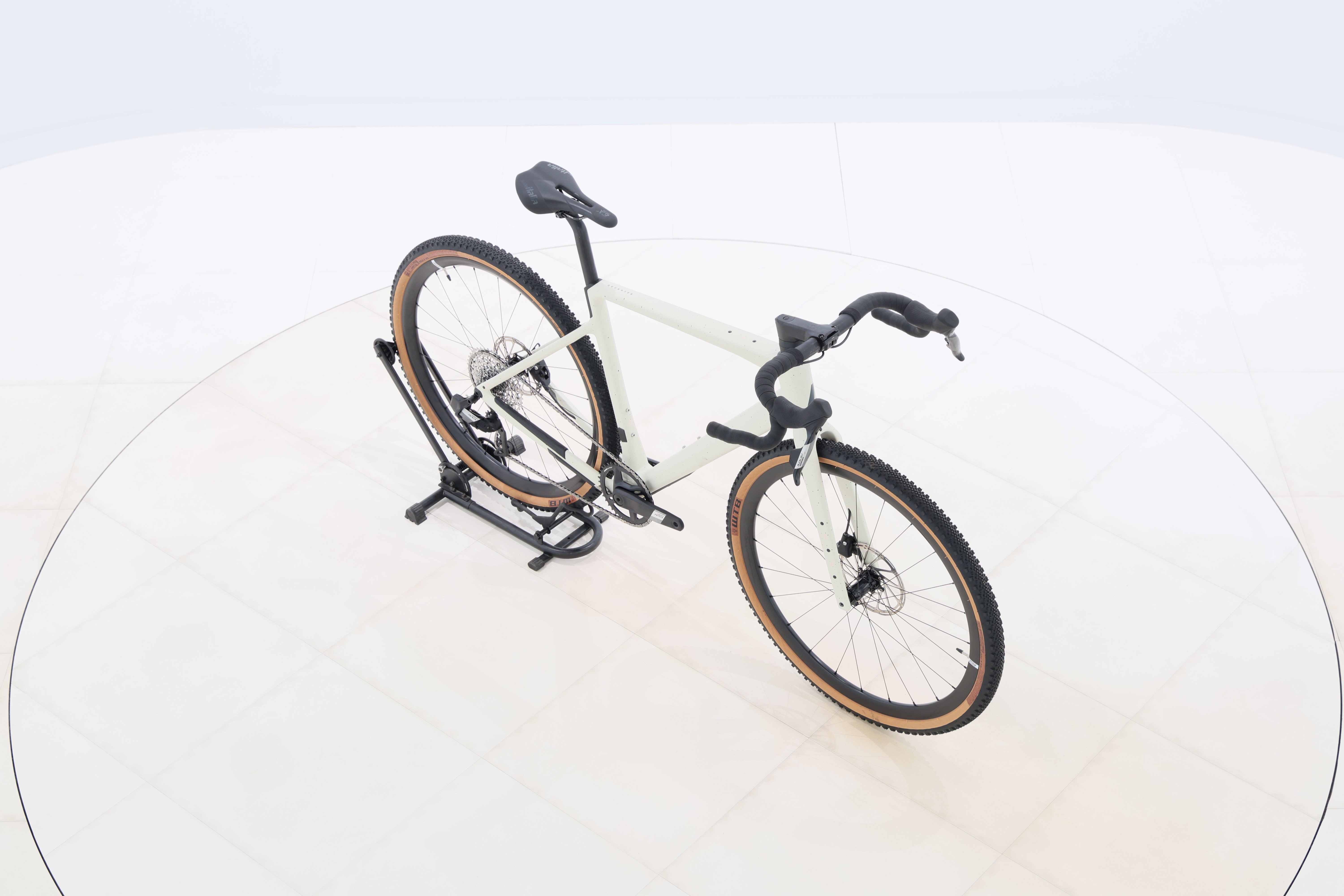 c942323d-3820-4836-9626-9940dd175db3