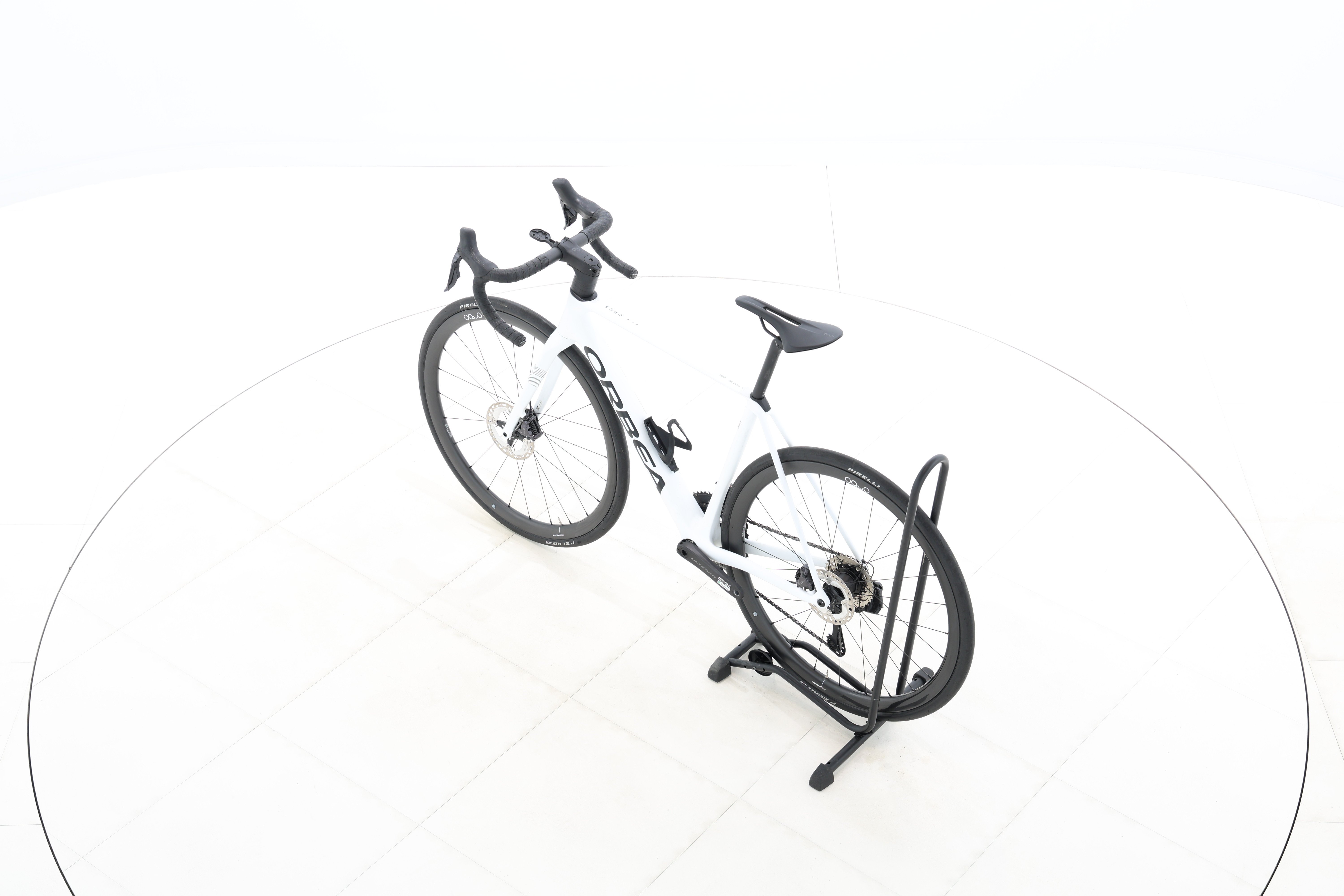 e6d40bcd-e09b-4ef5-b839-11c3dec9bf2d