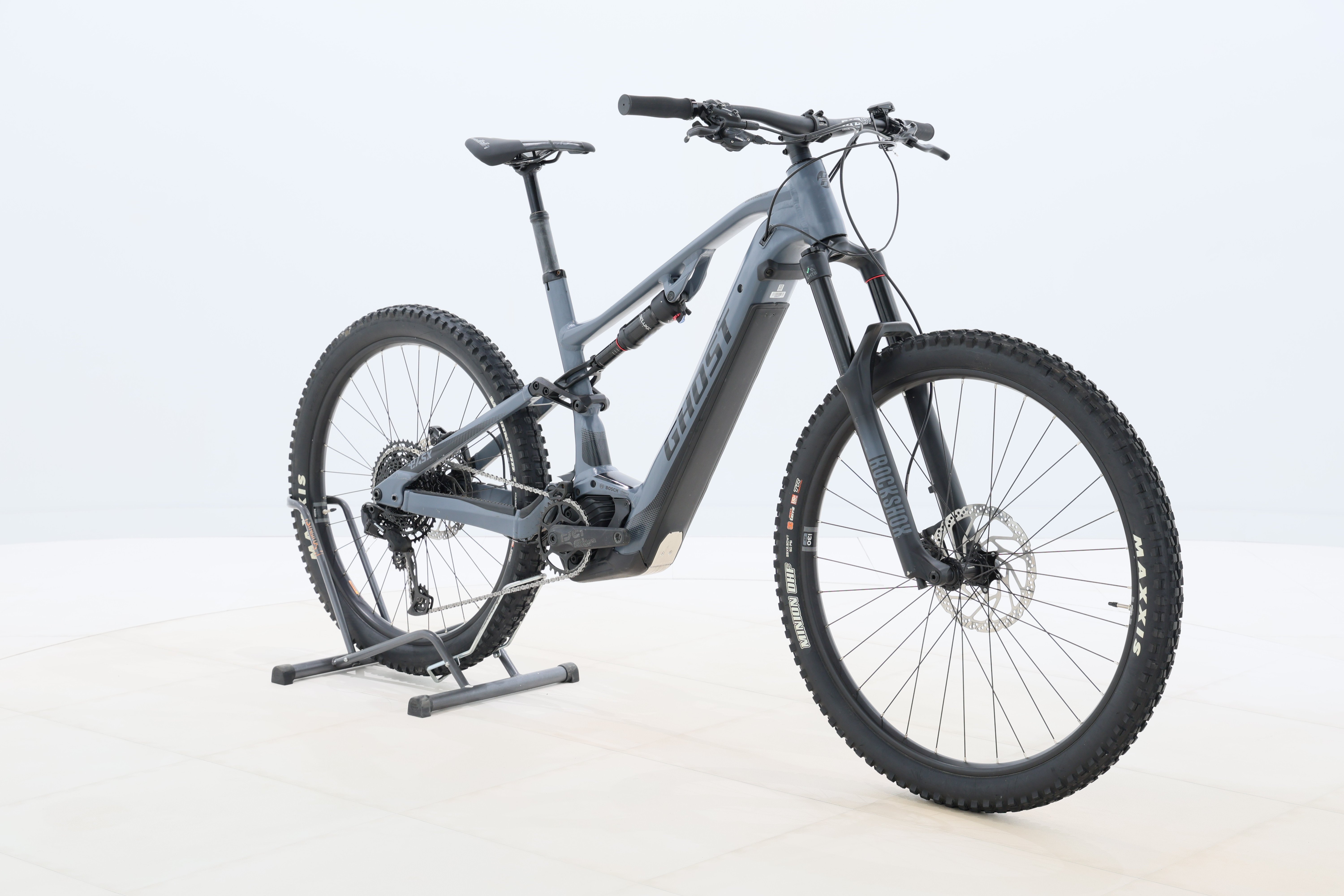 acc5f834-e92e-4bd7-b5a3-18b6a1b31c4f