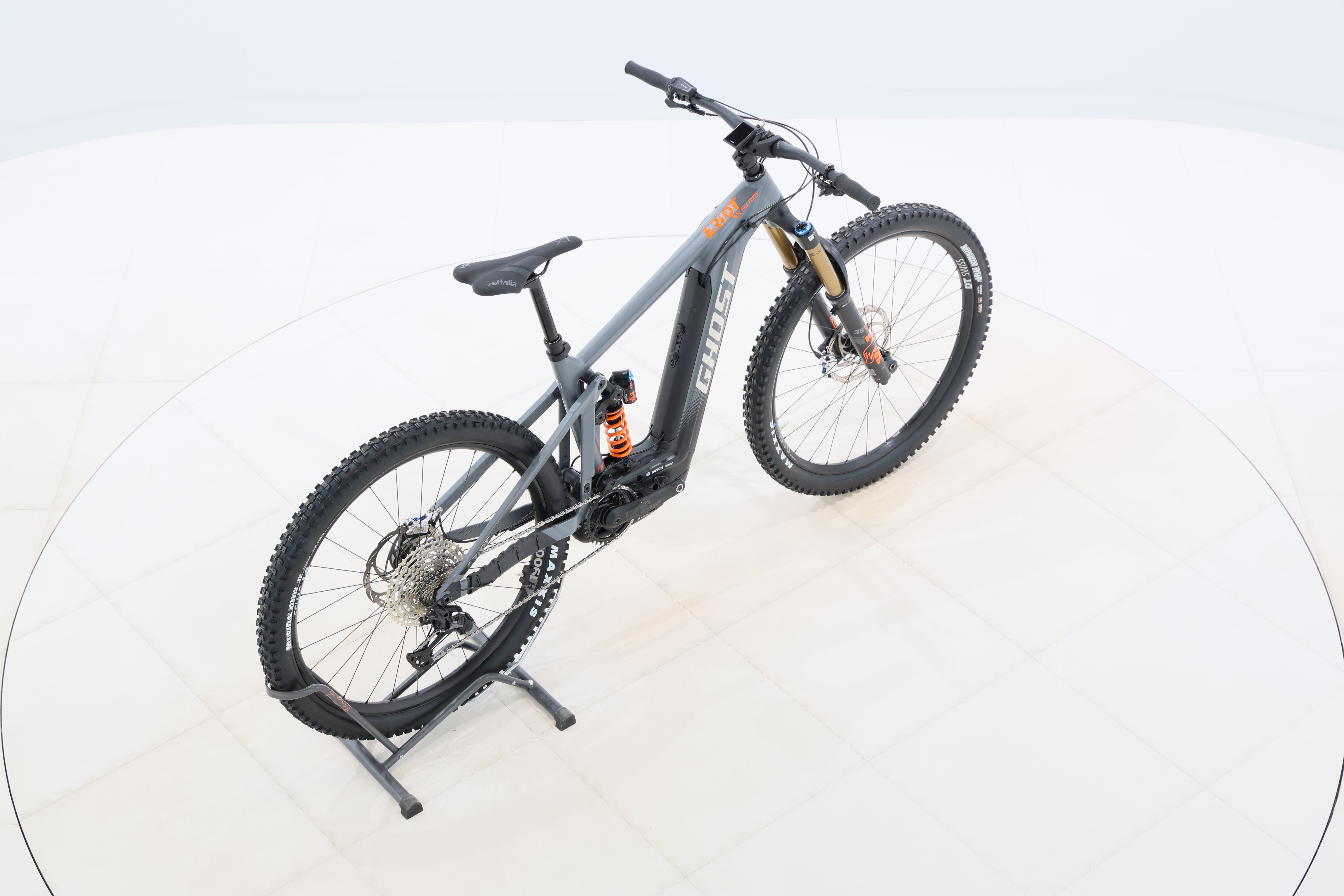 d6b8f65a-56b8-4973-bc33-0224f9054197