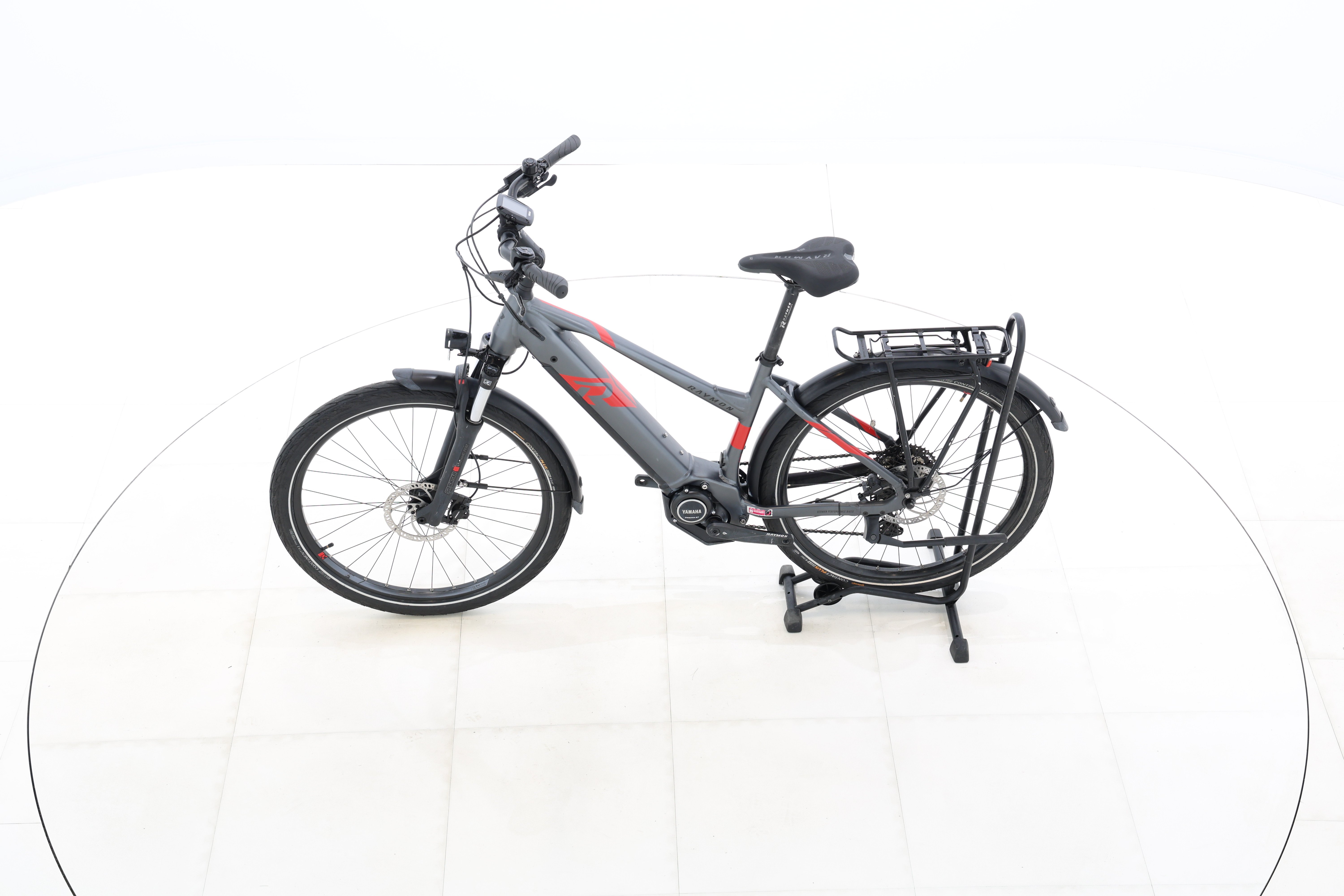 0914bfd6-d3b5-4805-b1e8-08dc068d1c87