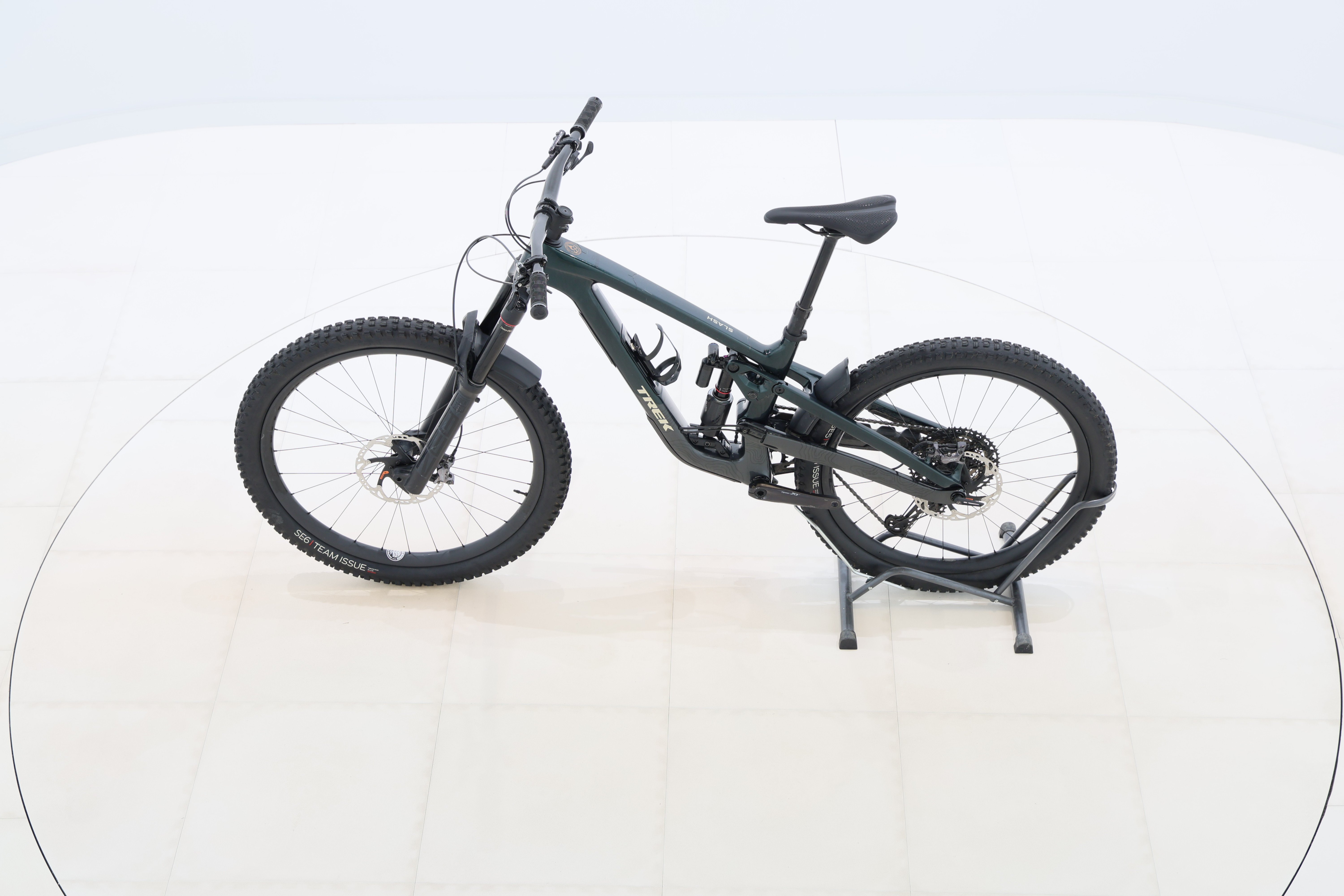 e3bee677-09a3-4ad9-847a-09f28af055a5