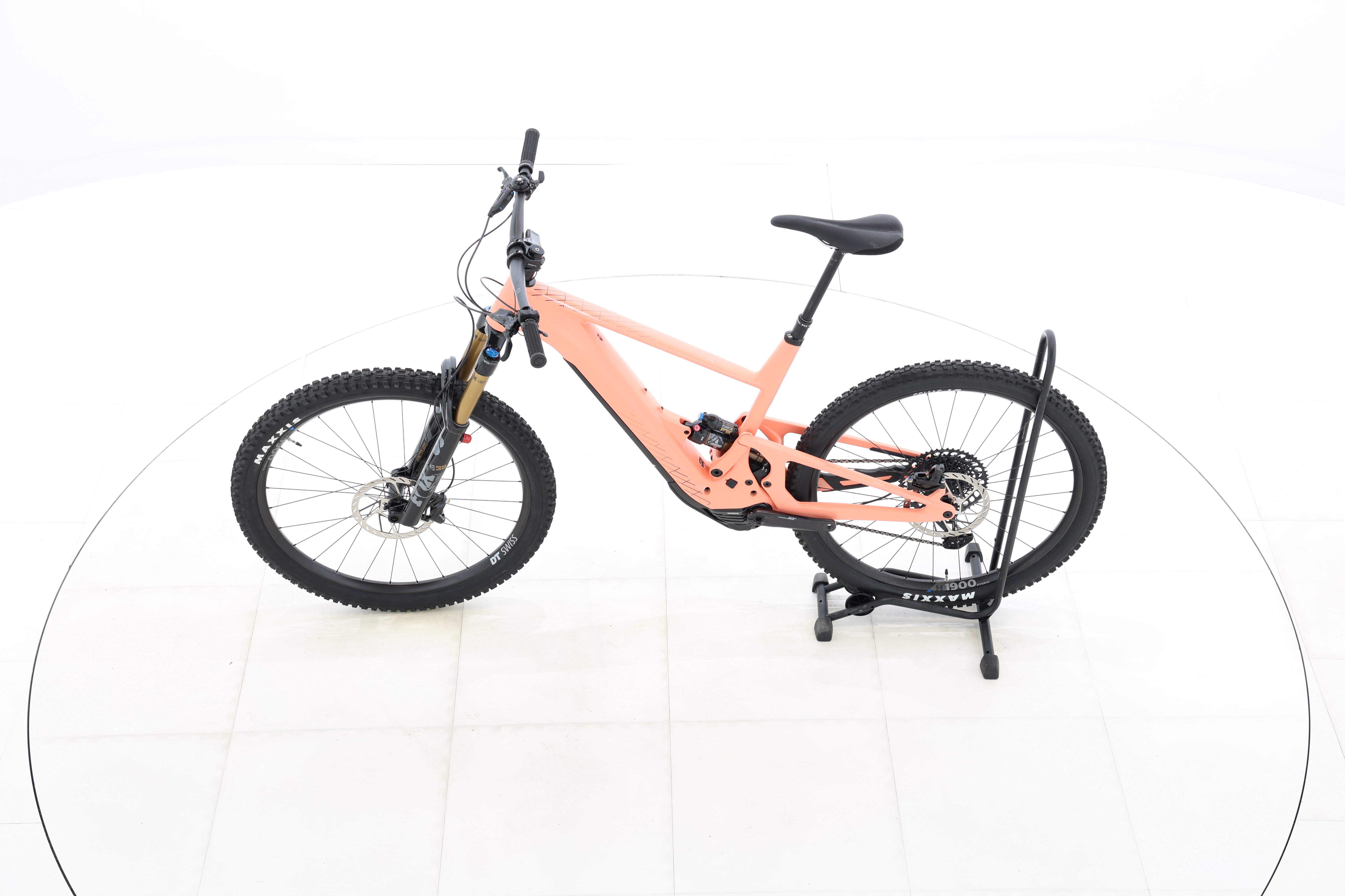 75e40a2f-c791-4a8d-a32a-1b7408fef942