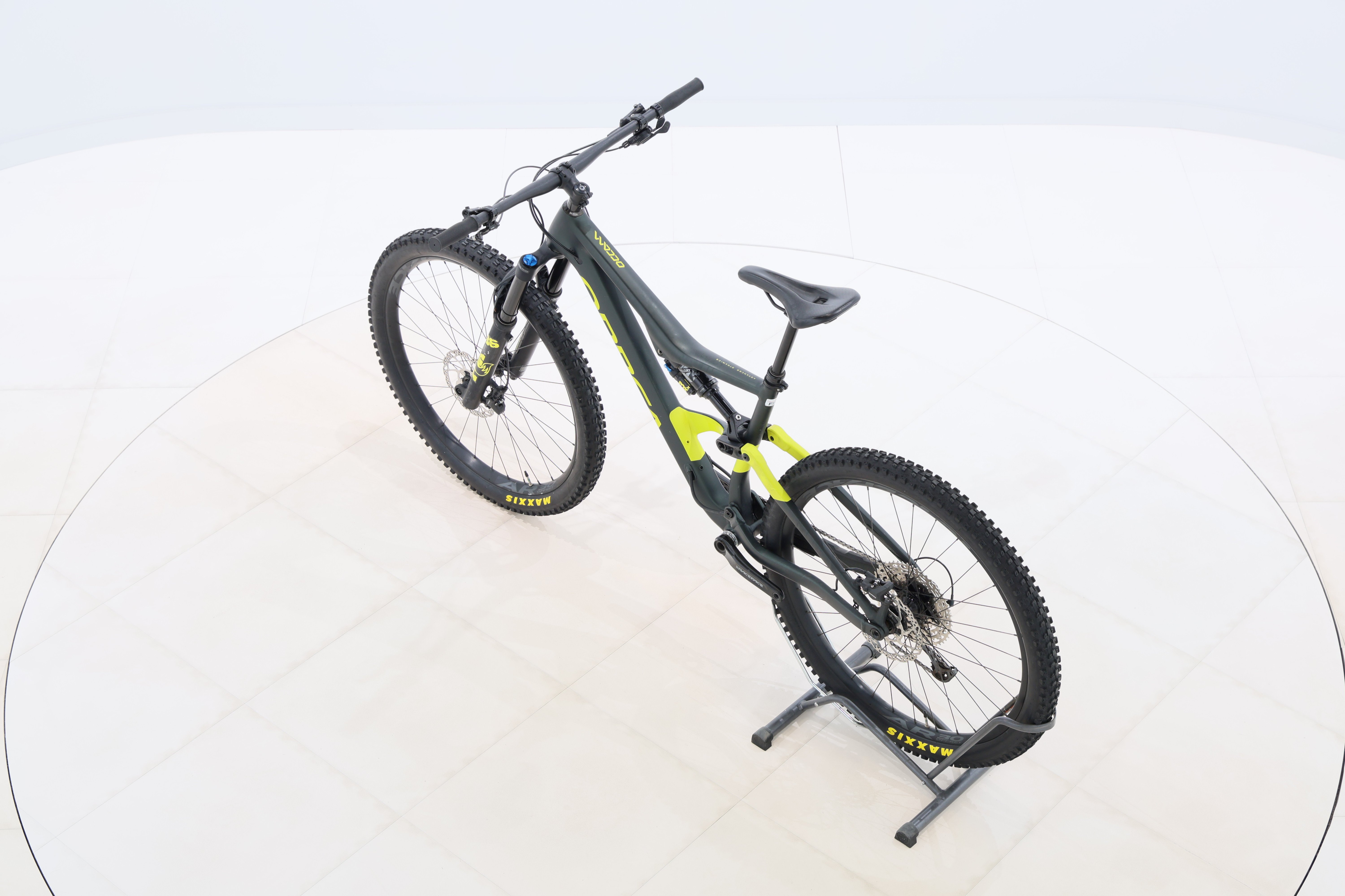 c2f5fe3b-56b6-437f-b745-906c00dddb10