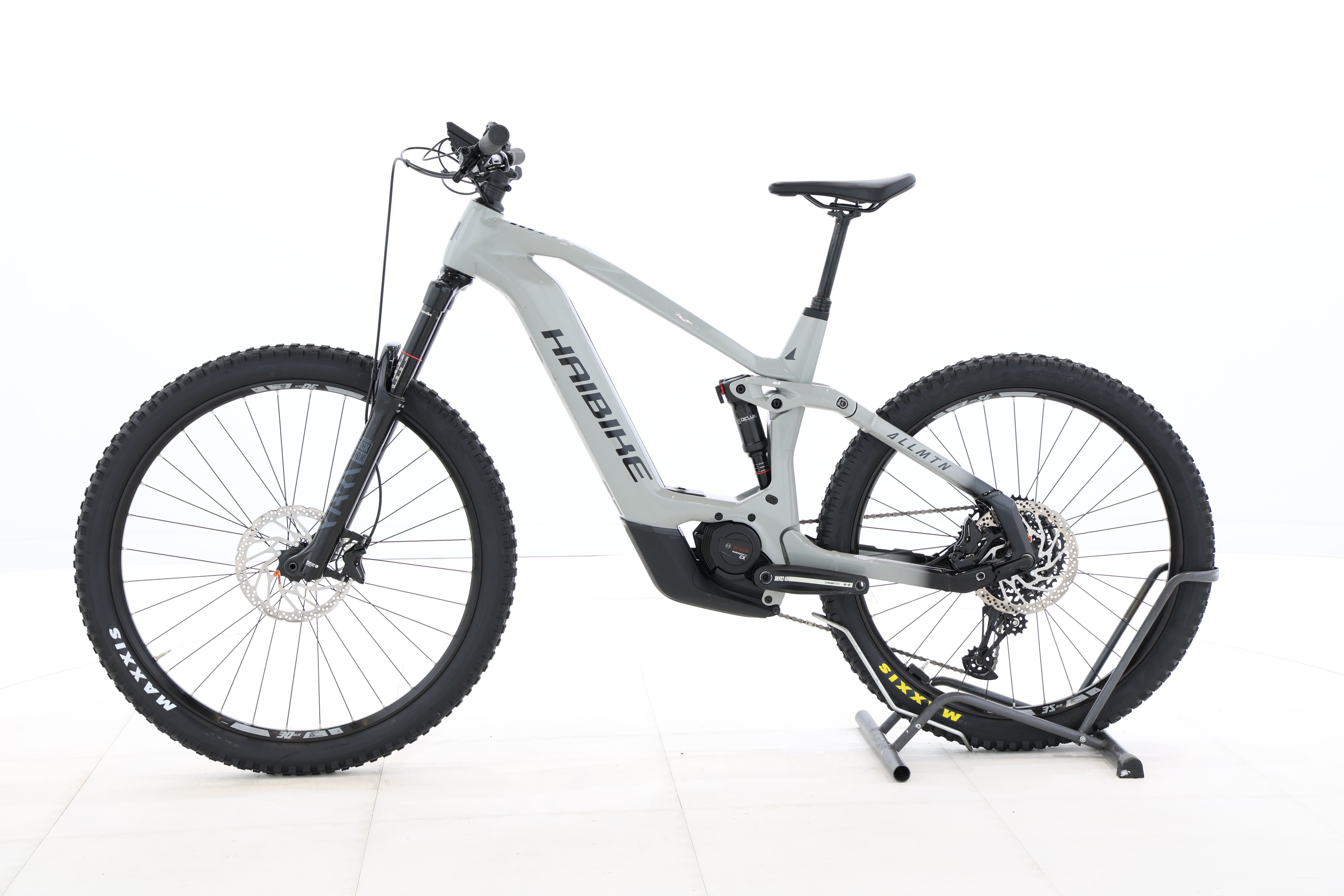 4c393c01-3963-46c2-a343-f44213cb270c