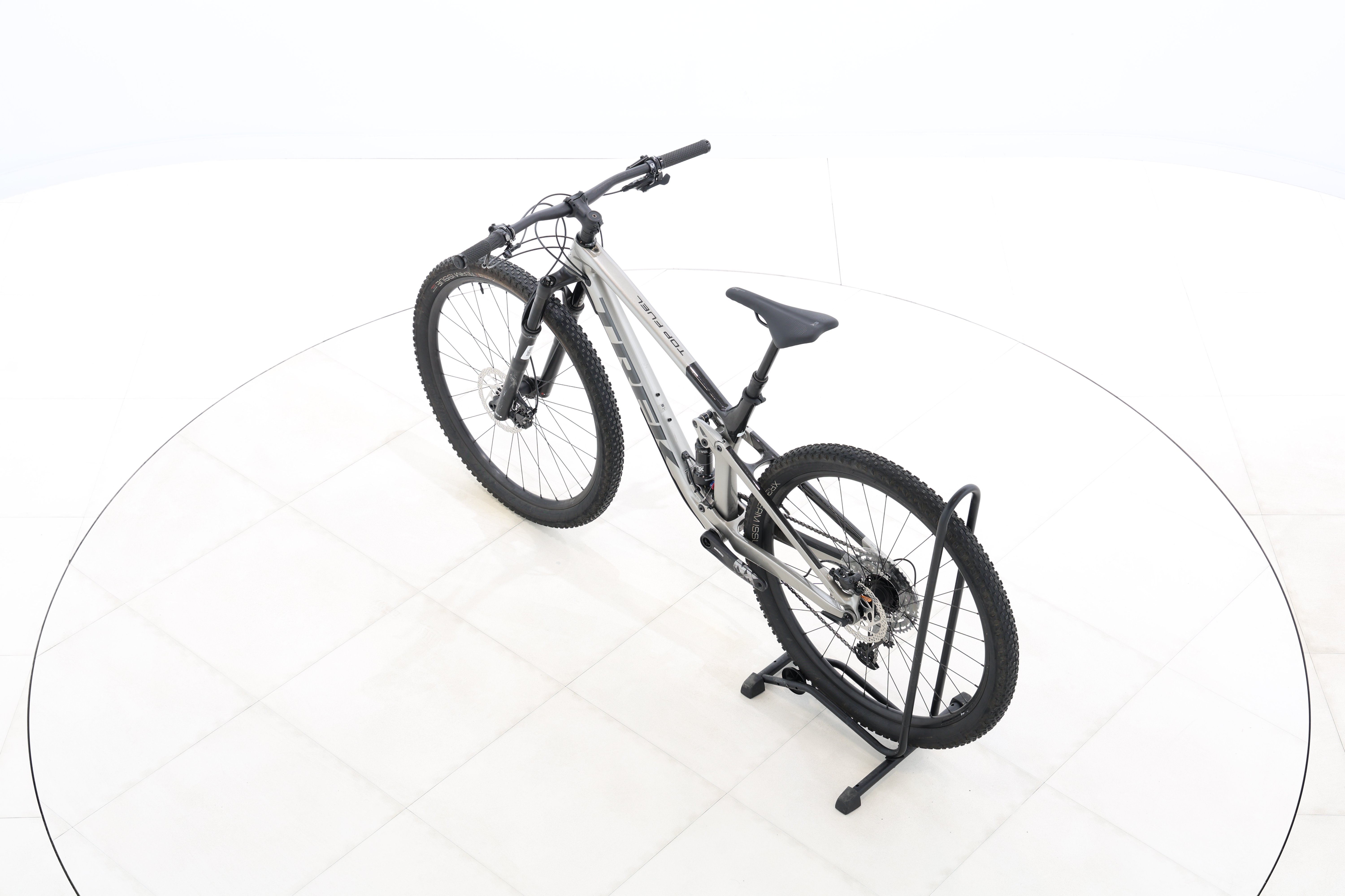 621c60bf-b695-431f-b554-1d20b57d917c