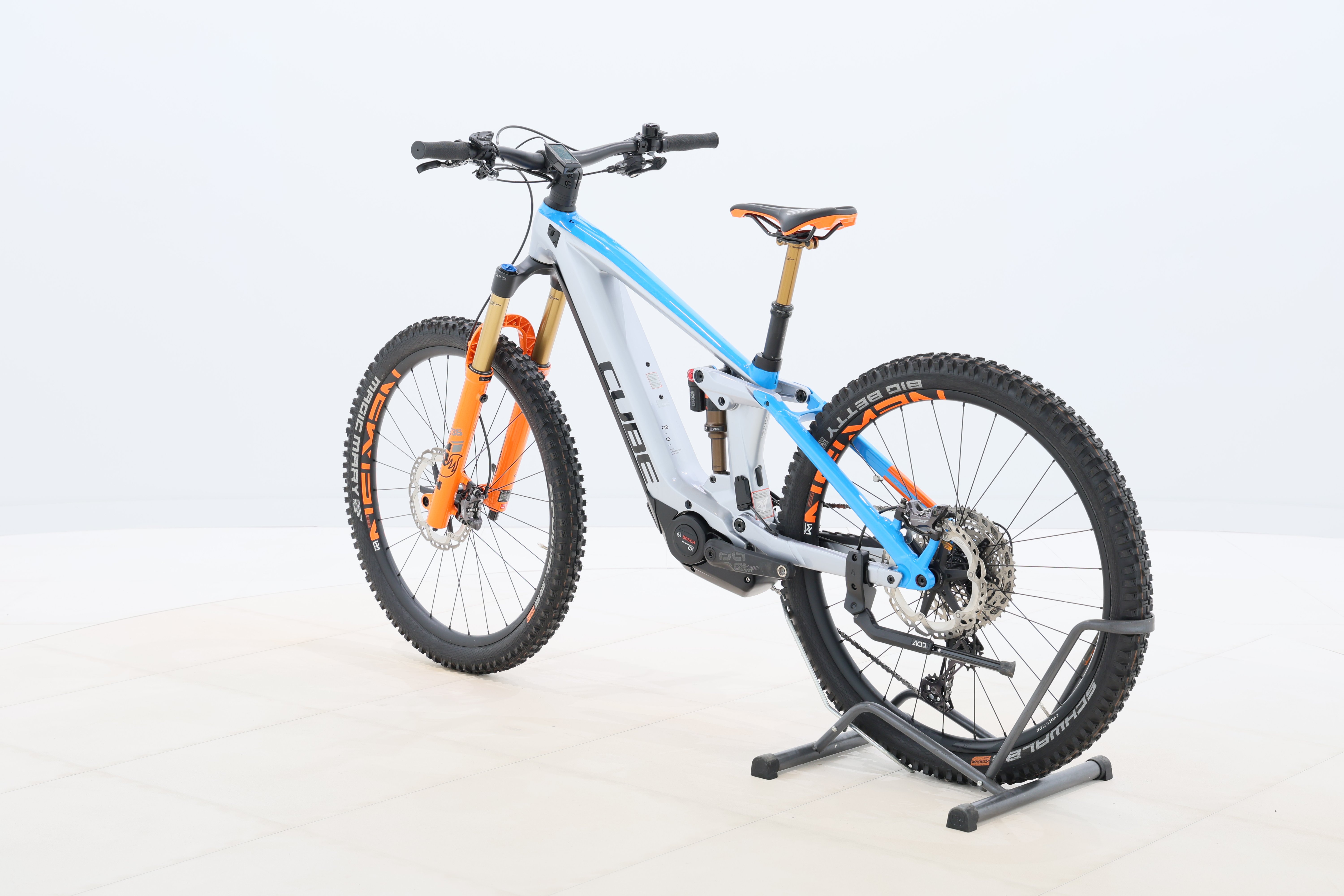 0bd350cc-acb6-4fda-a093-0c30864de016