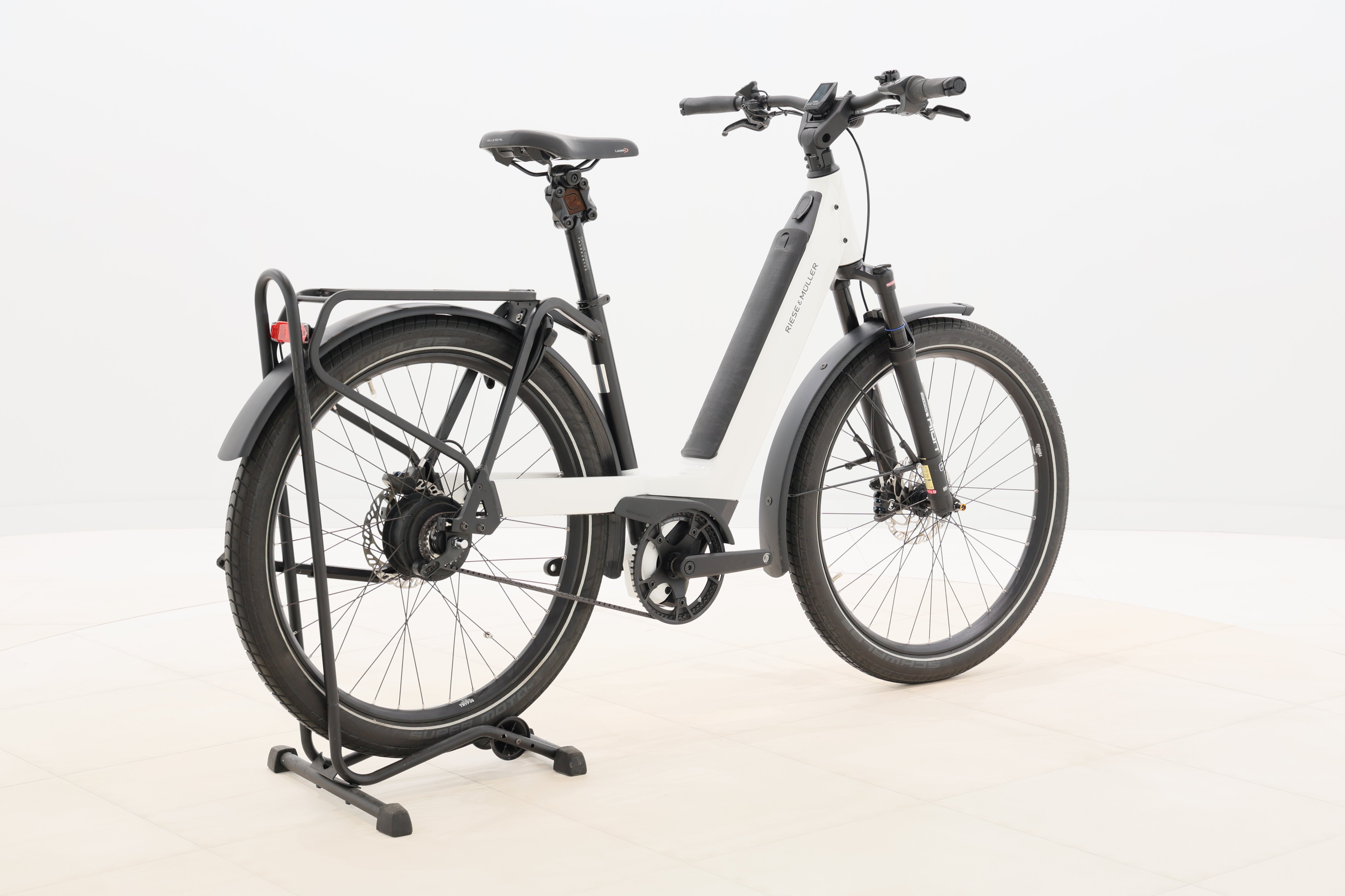 ed4fb847-9e44-453e-b01b-351d369b276a