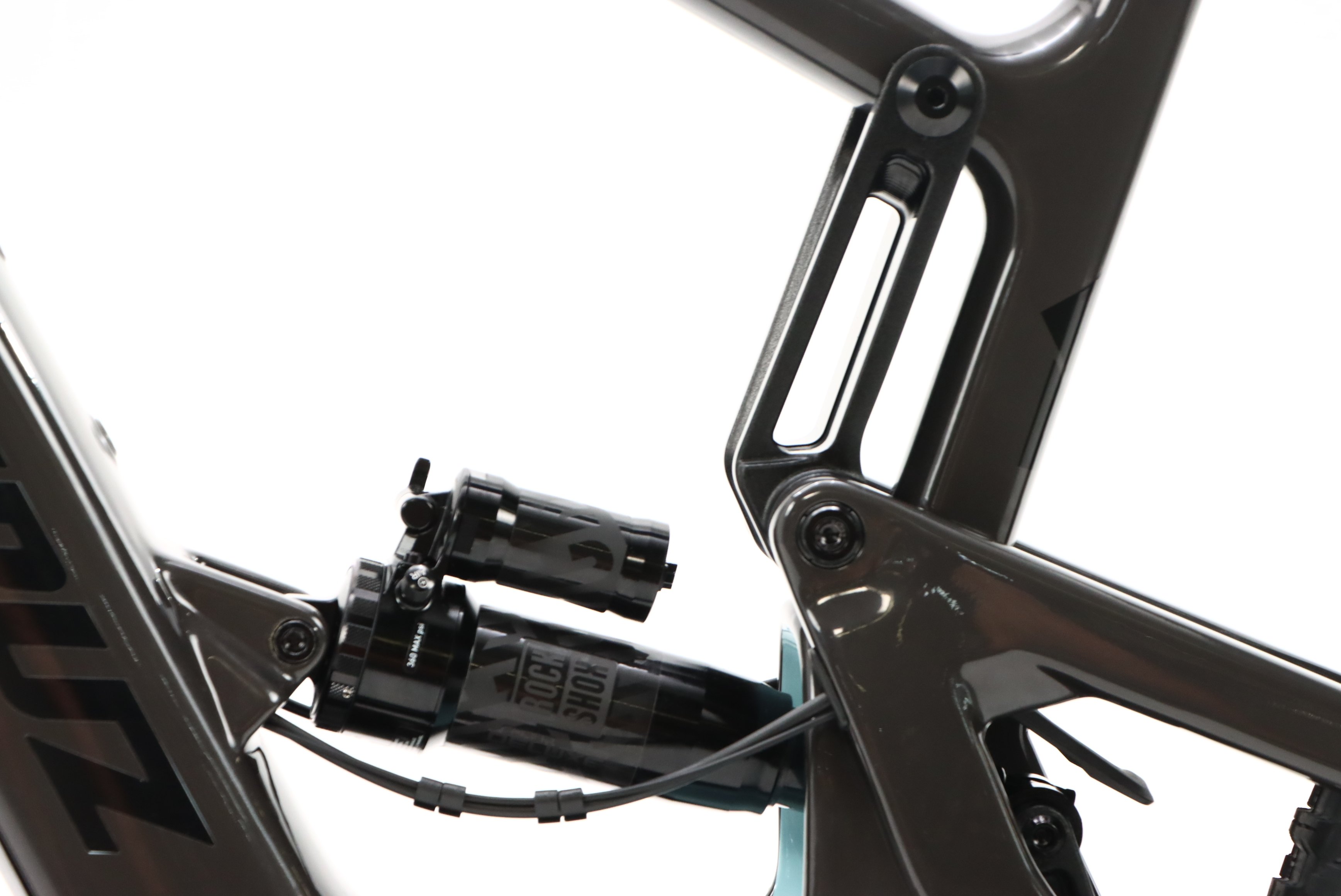 e45b8e48-058d-4e87-a4c7-83432af678eb