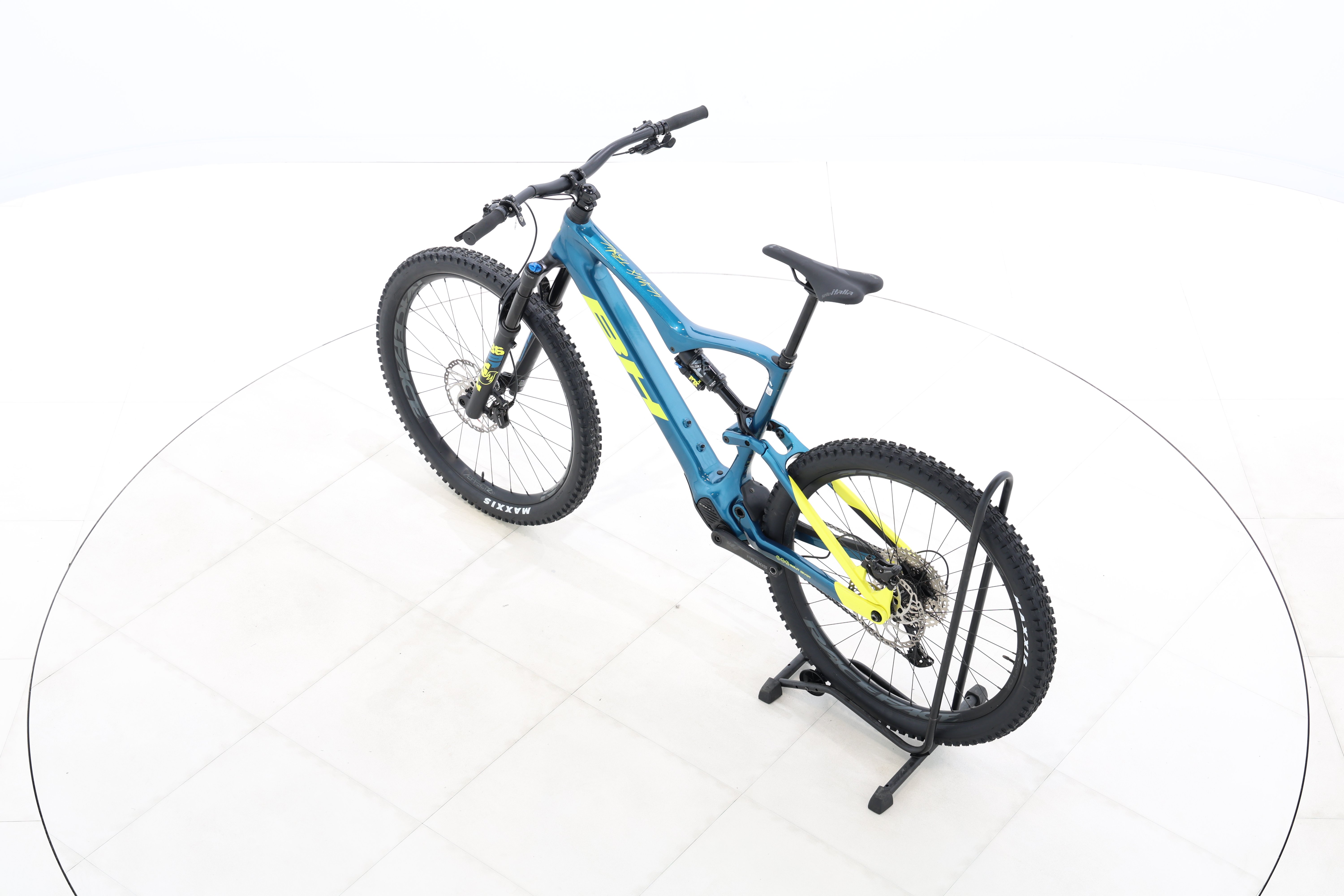 87f087c3-6ee8-4d72-bb4f-314fc765bf7e