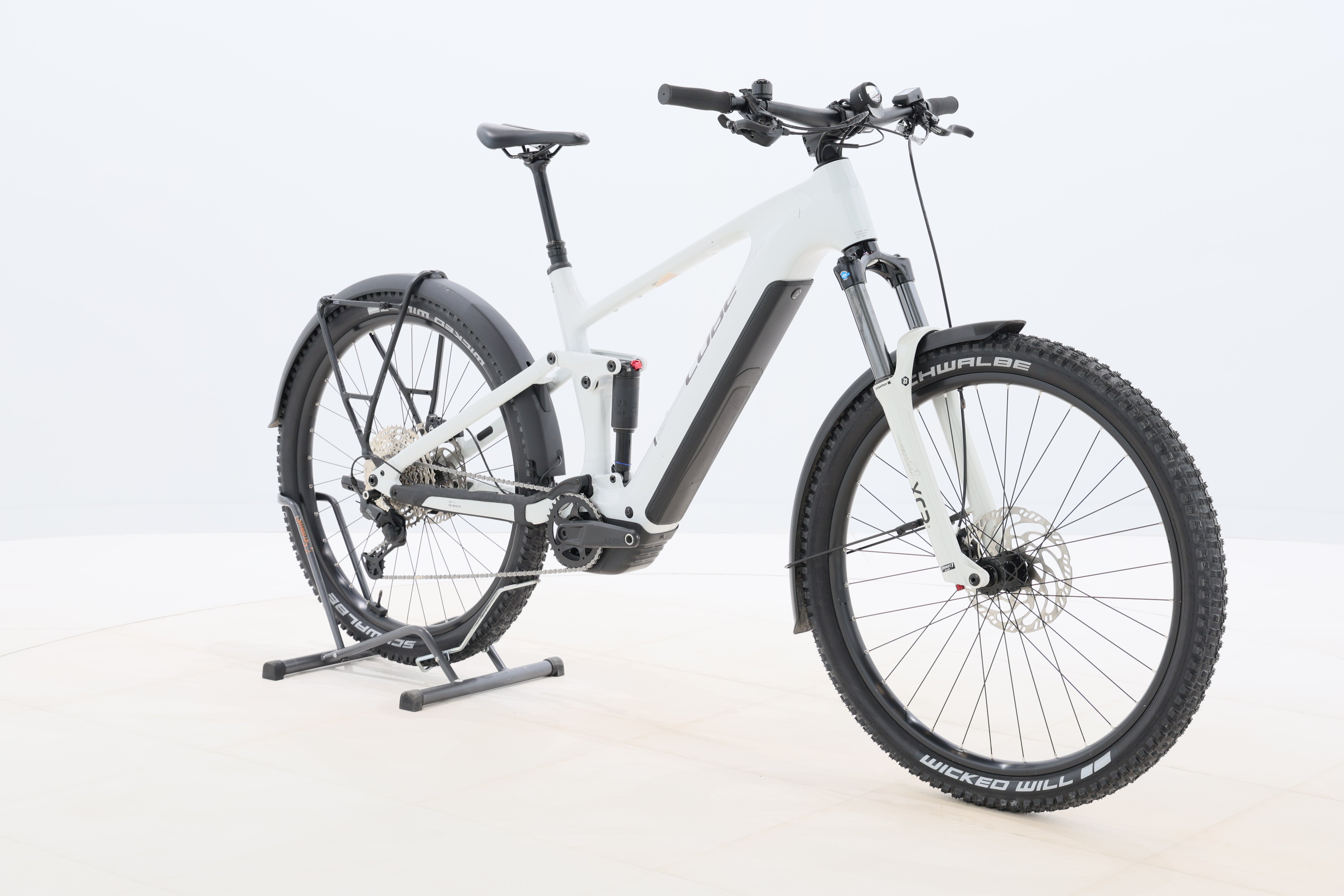 75abb82a-4e33-468a-bb94-a99477f11642