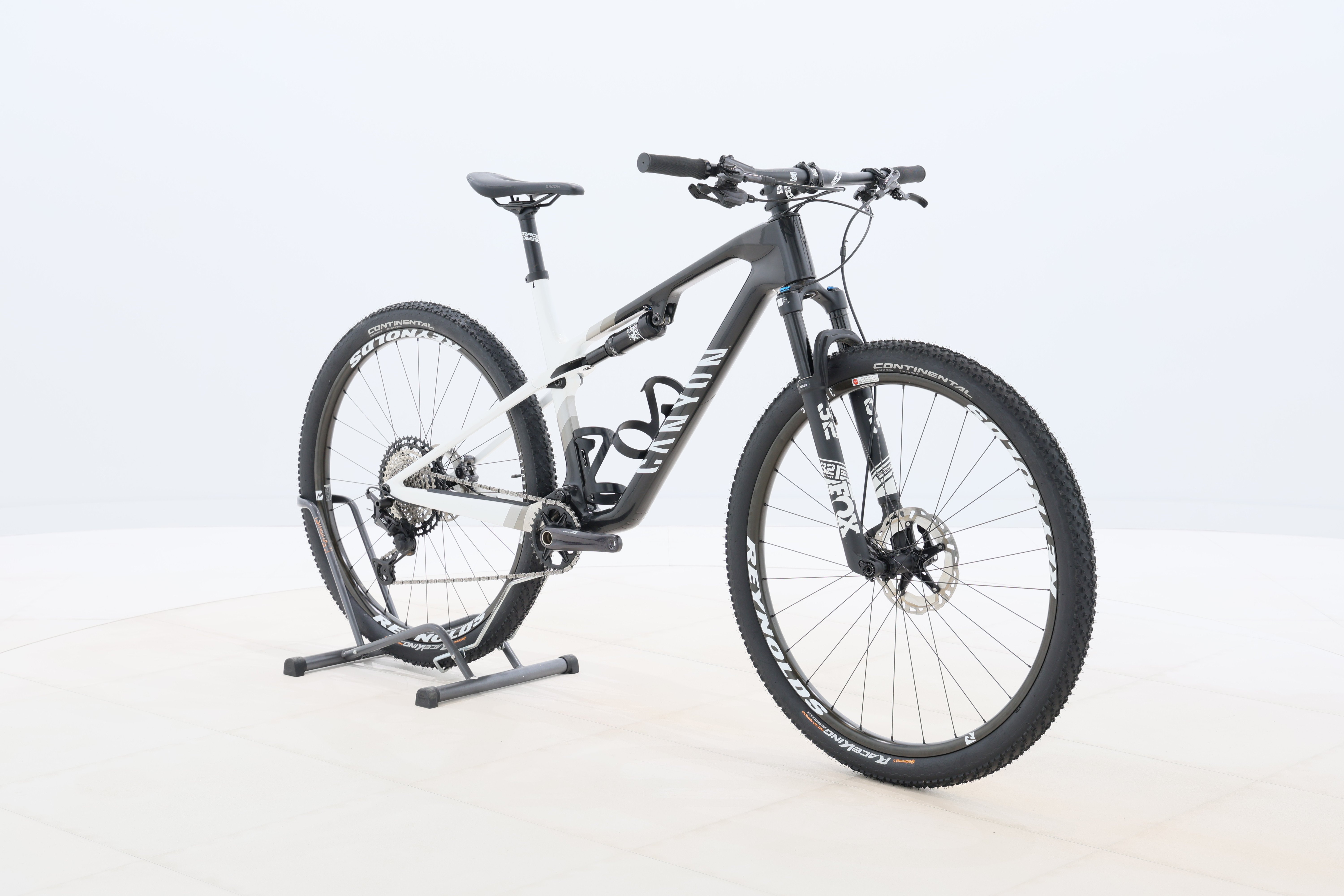 9cb2eaf2-6417-4a04-bc1b-62cd529d7c5b