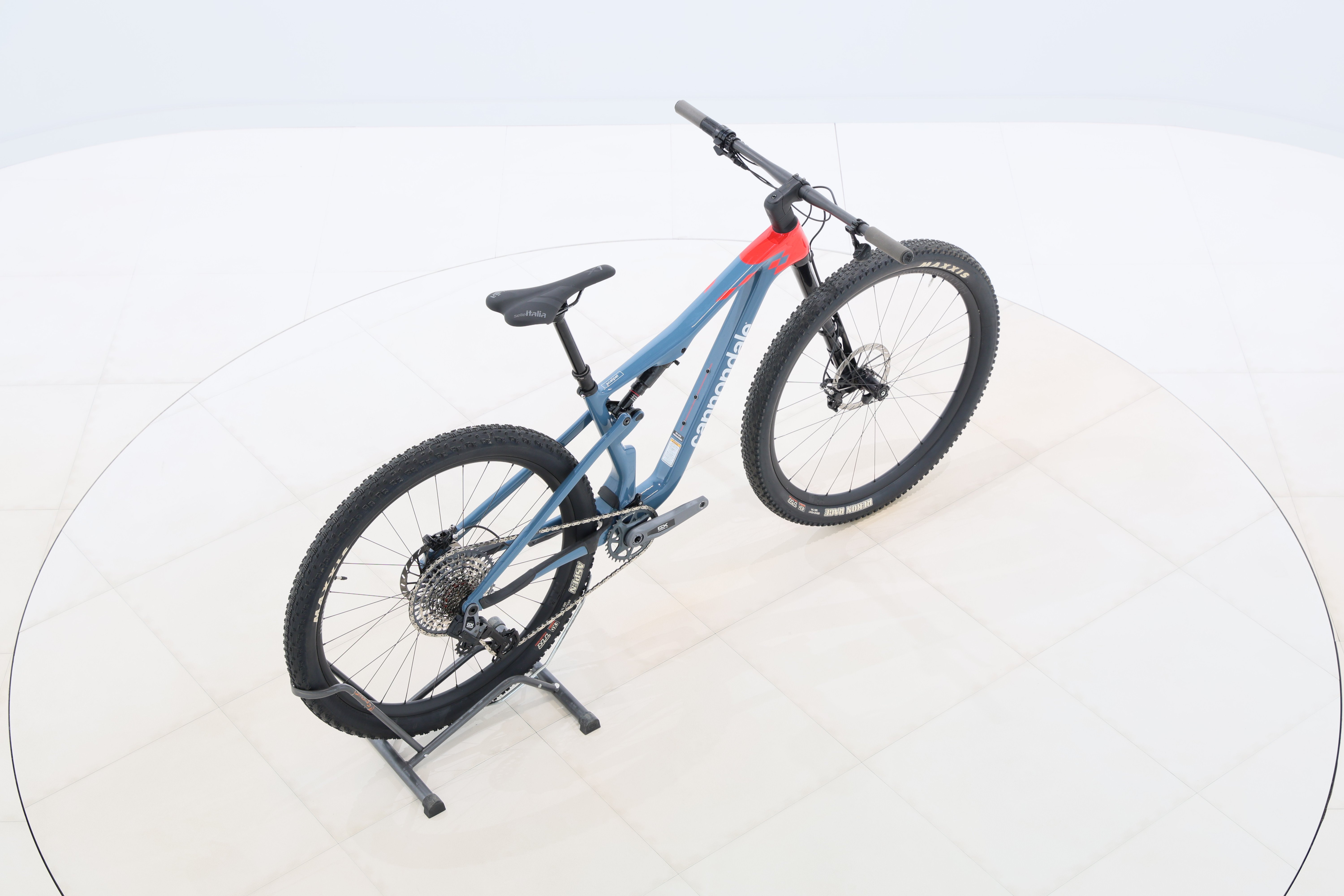 d4698d03-8e4c-4e90-aeca-3c828c8e3055