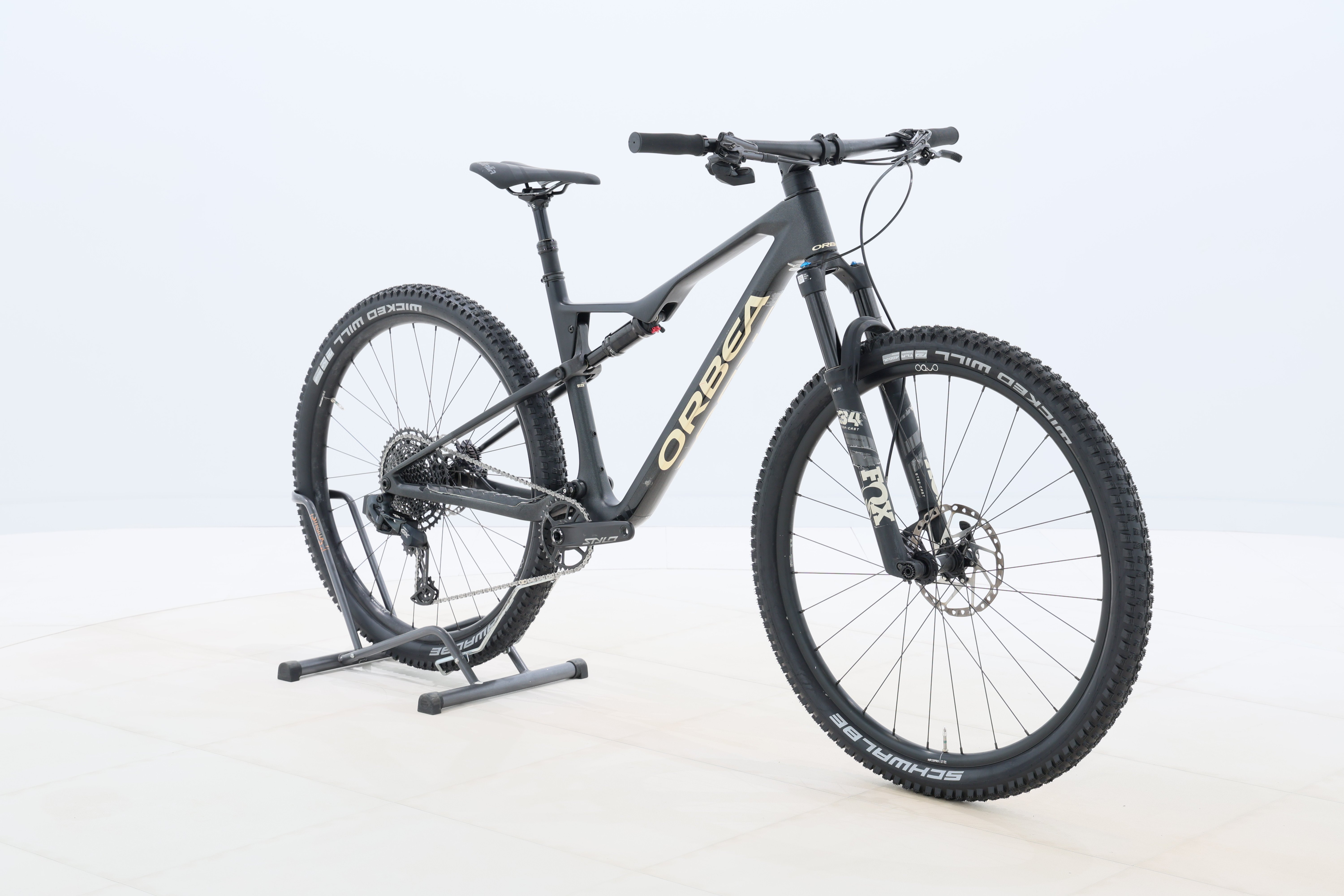 c38d129a-cf95-4bce-93ff-2c590e8a8207