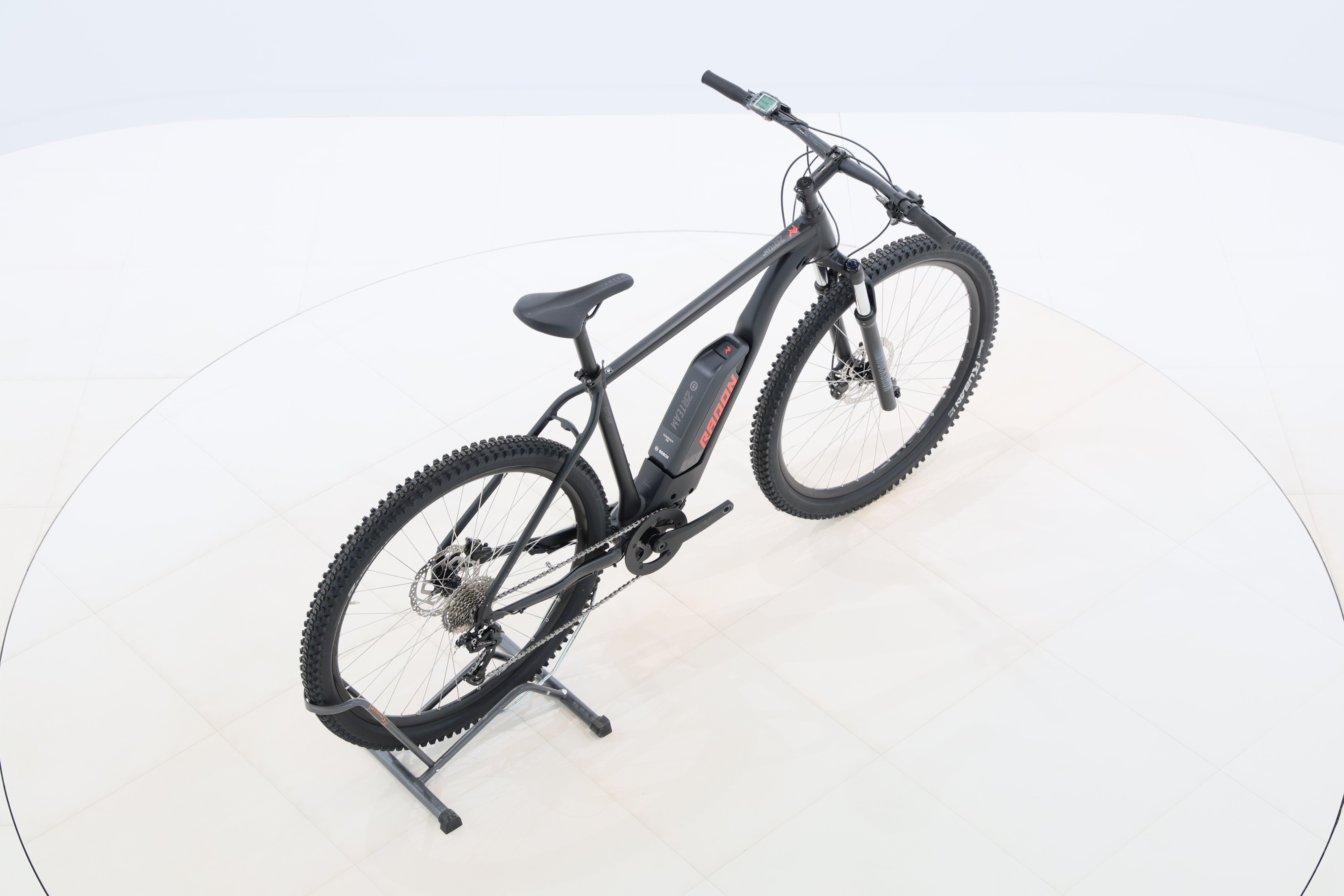 f7a1d923-fb7a-48aa-9505-efa9bd2d1a76