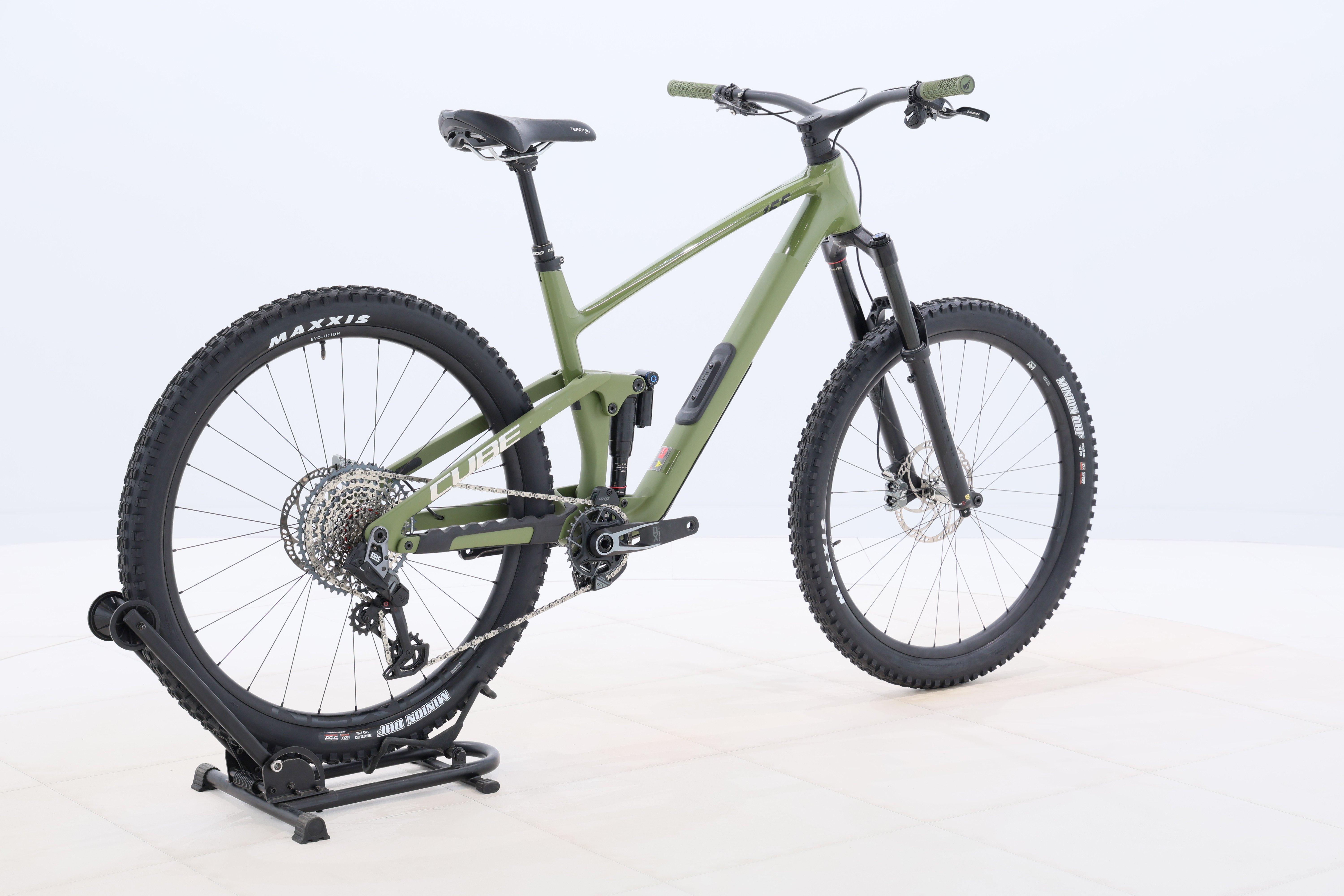 e4c56efc-748f-4b00-84af-1fd32a22fe03