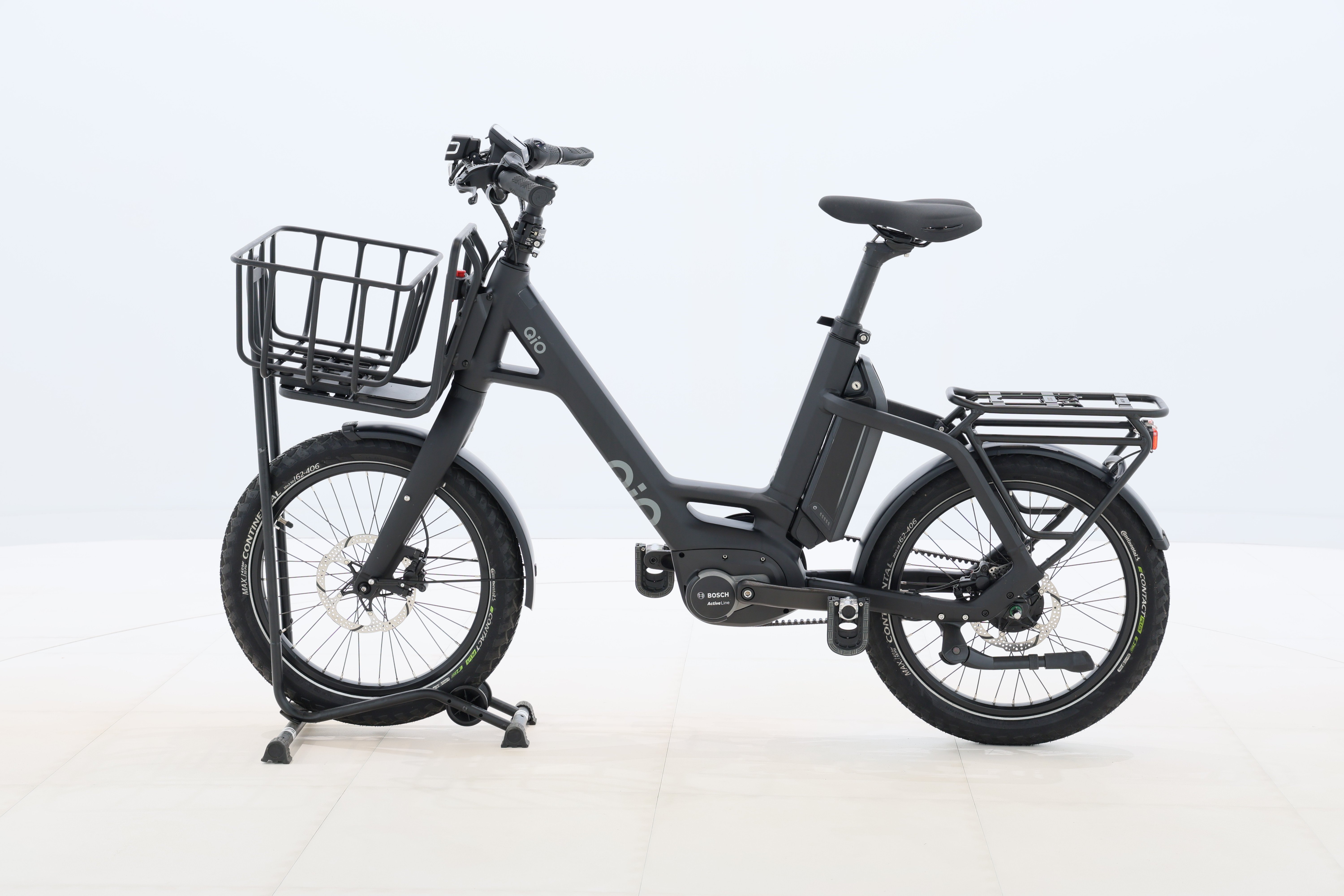 8bb64a5b-b5c6-4f35-8d0d-cbcea030646f