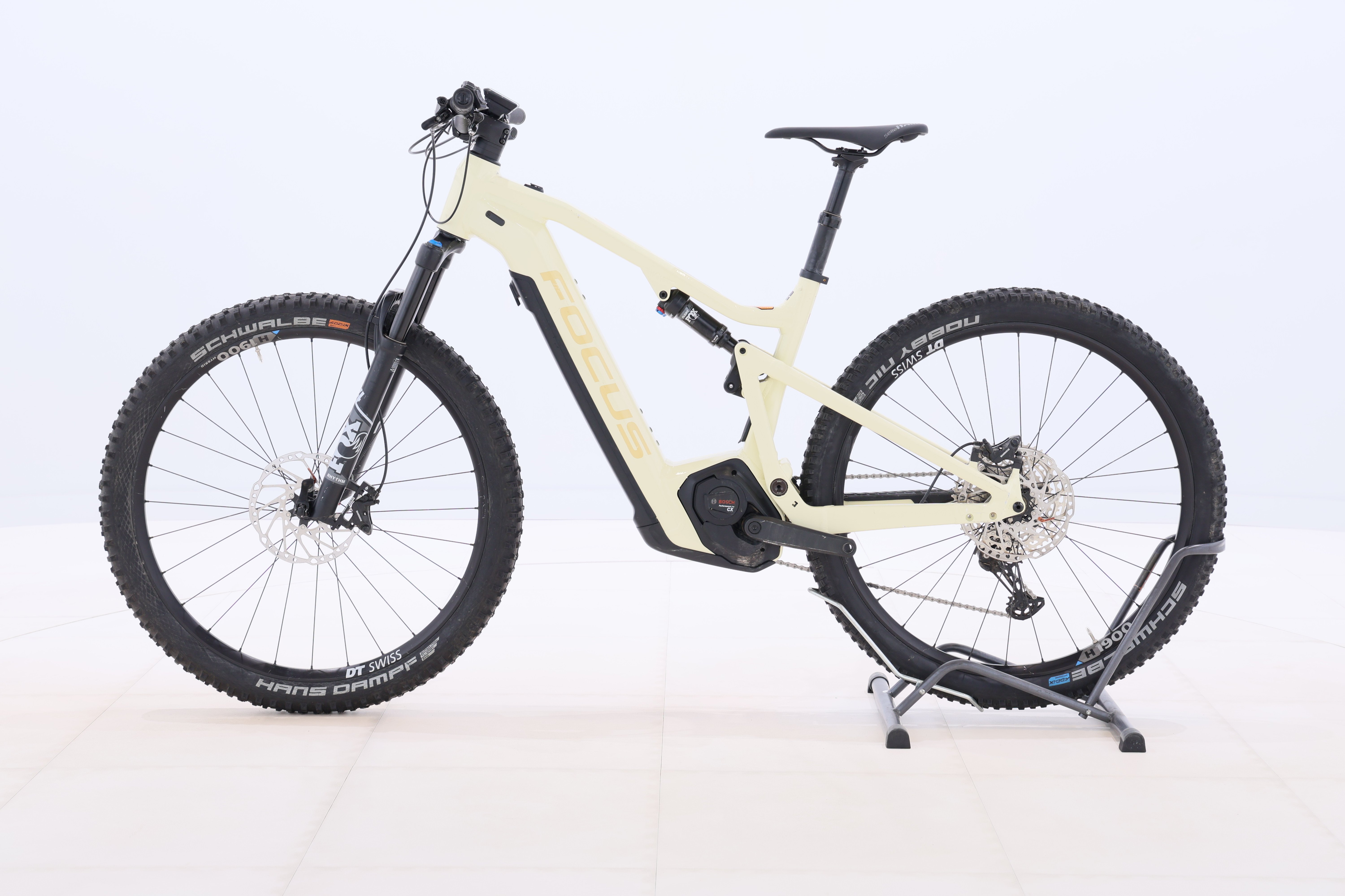 0bade418-950a-4d0e-8851-6c4460c5817e