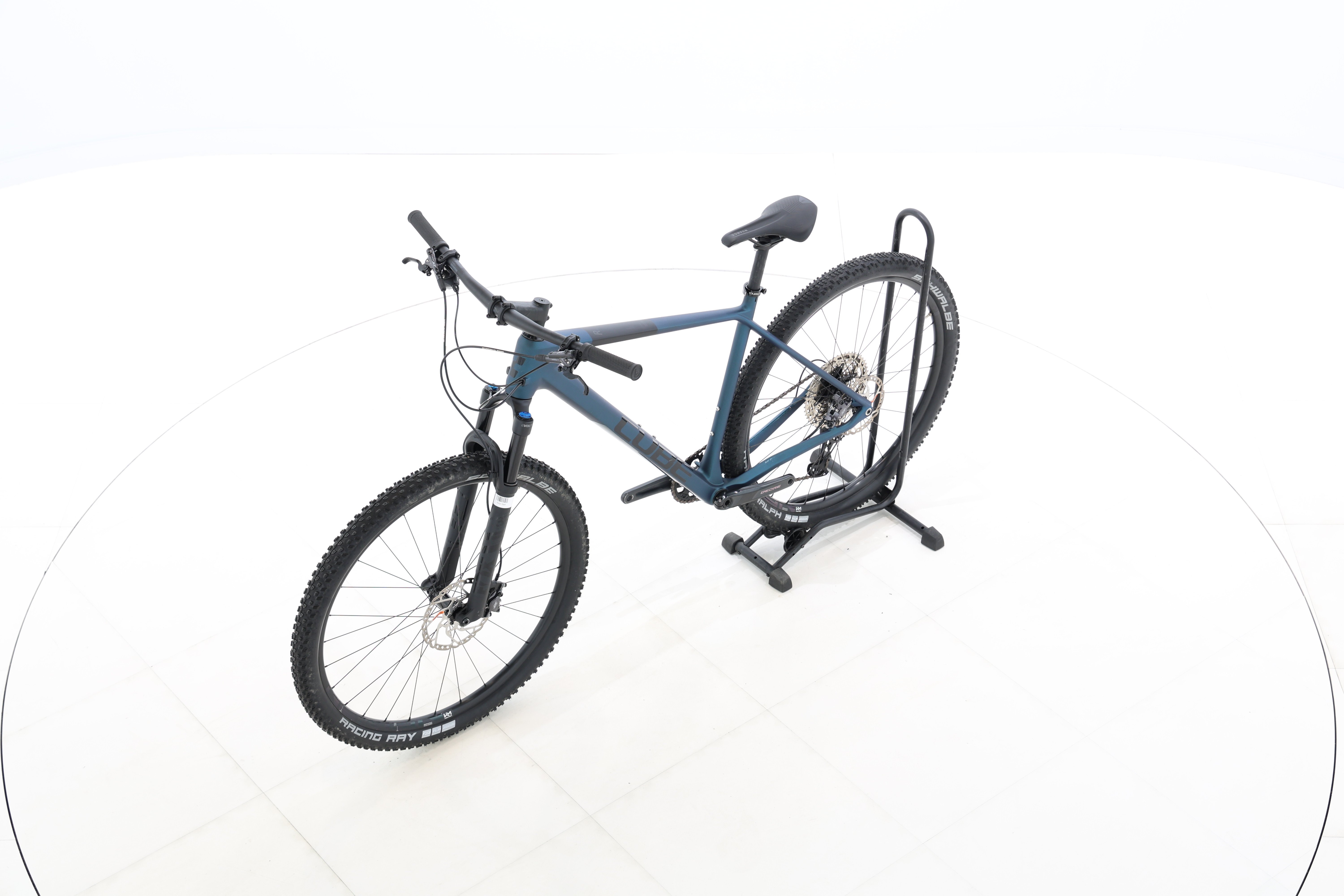 d95ec066-425a-45e8-98b3-ddf843894d85