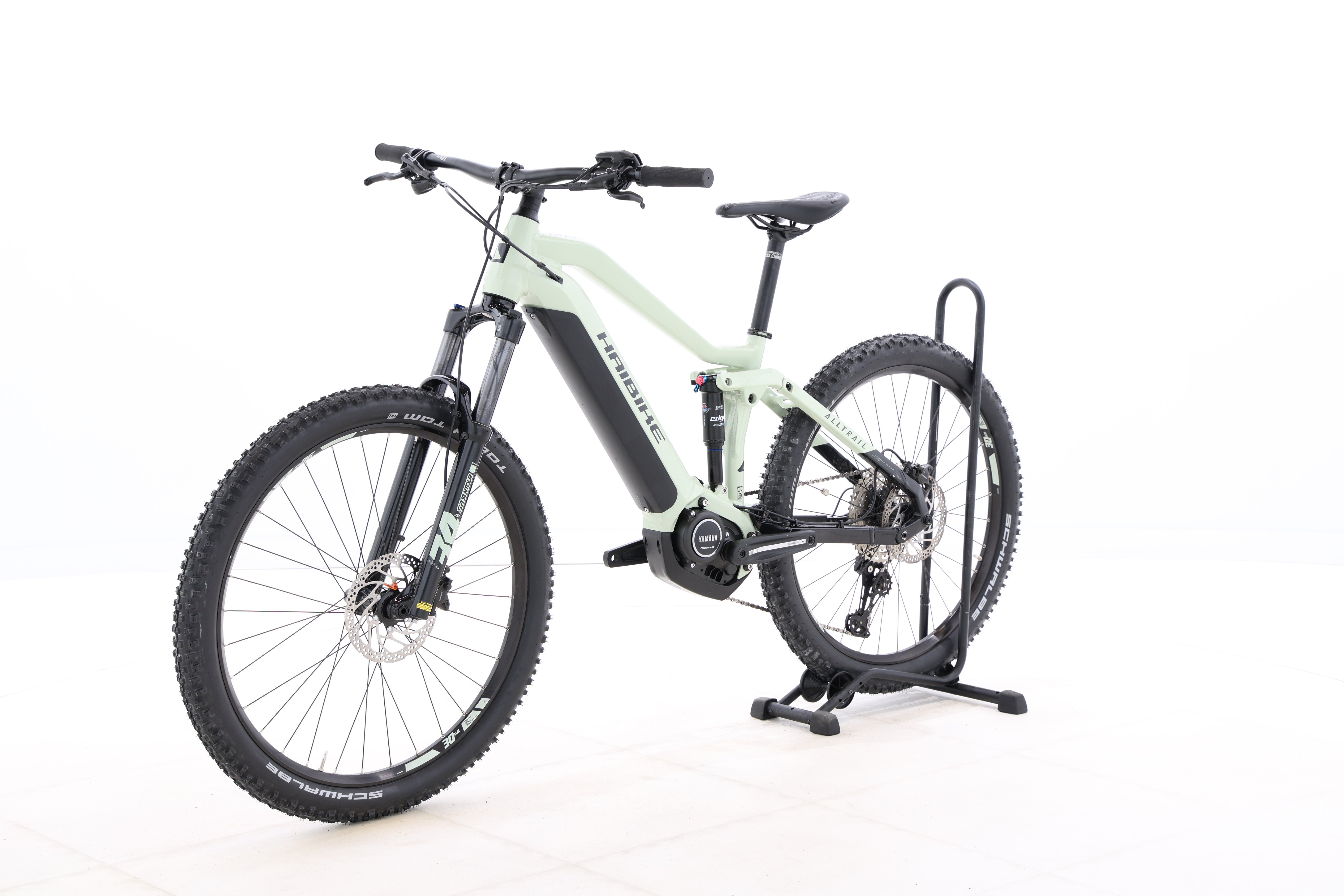 384345e2-caa5-4681-9c08-8ef36dc01e83