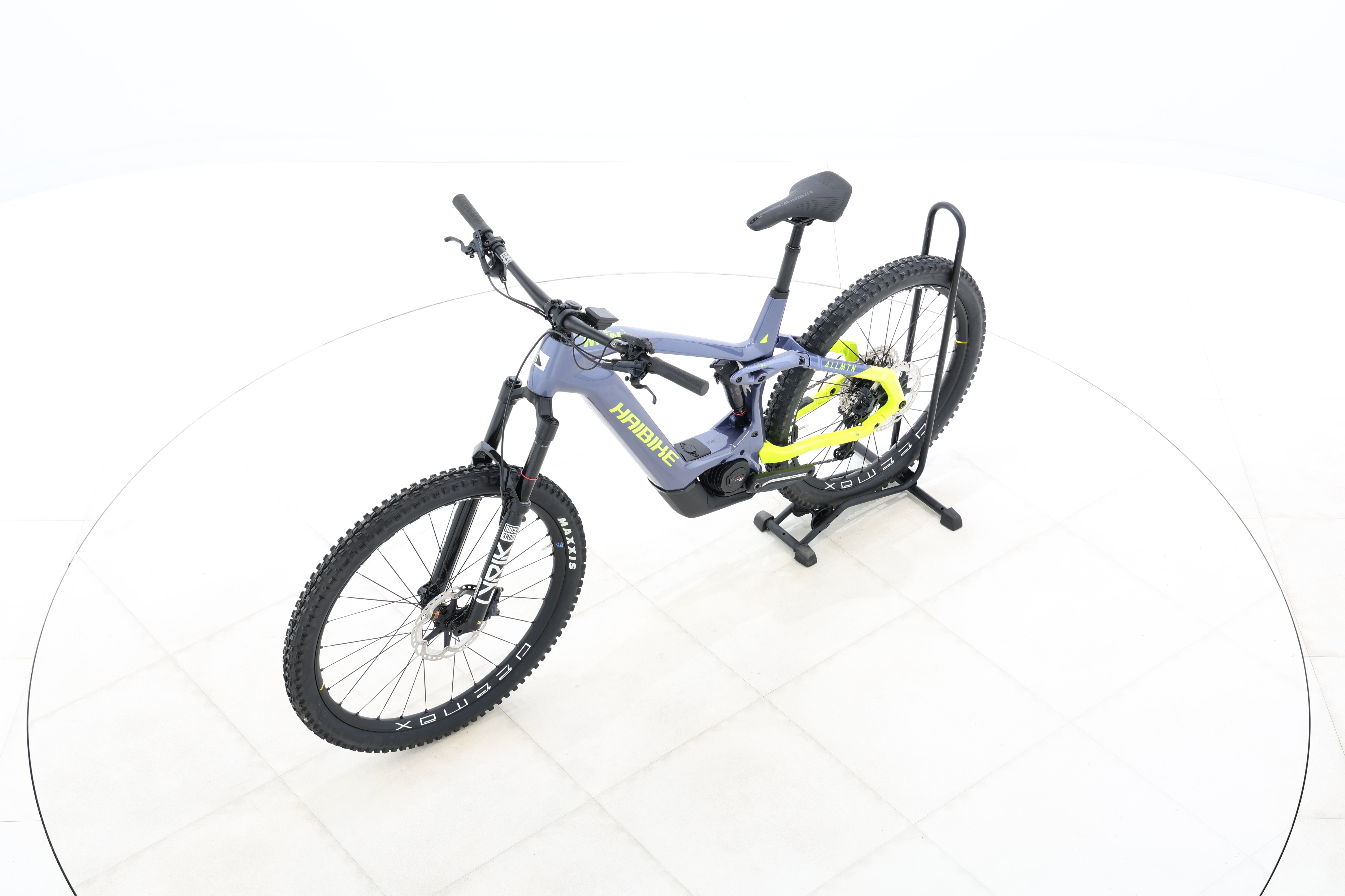 72814783-f8b1-41dd-8db3-c354284a50ed