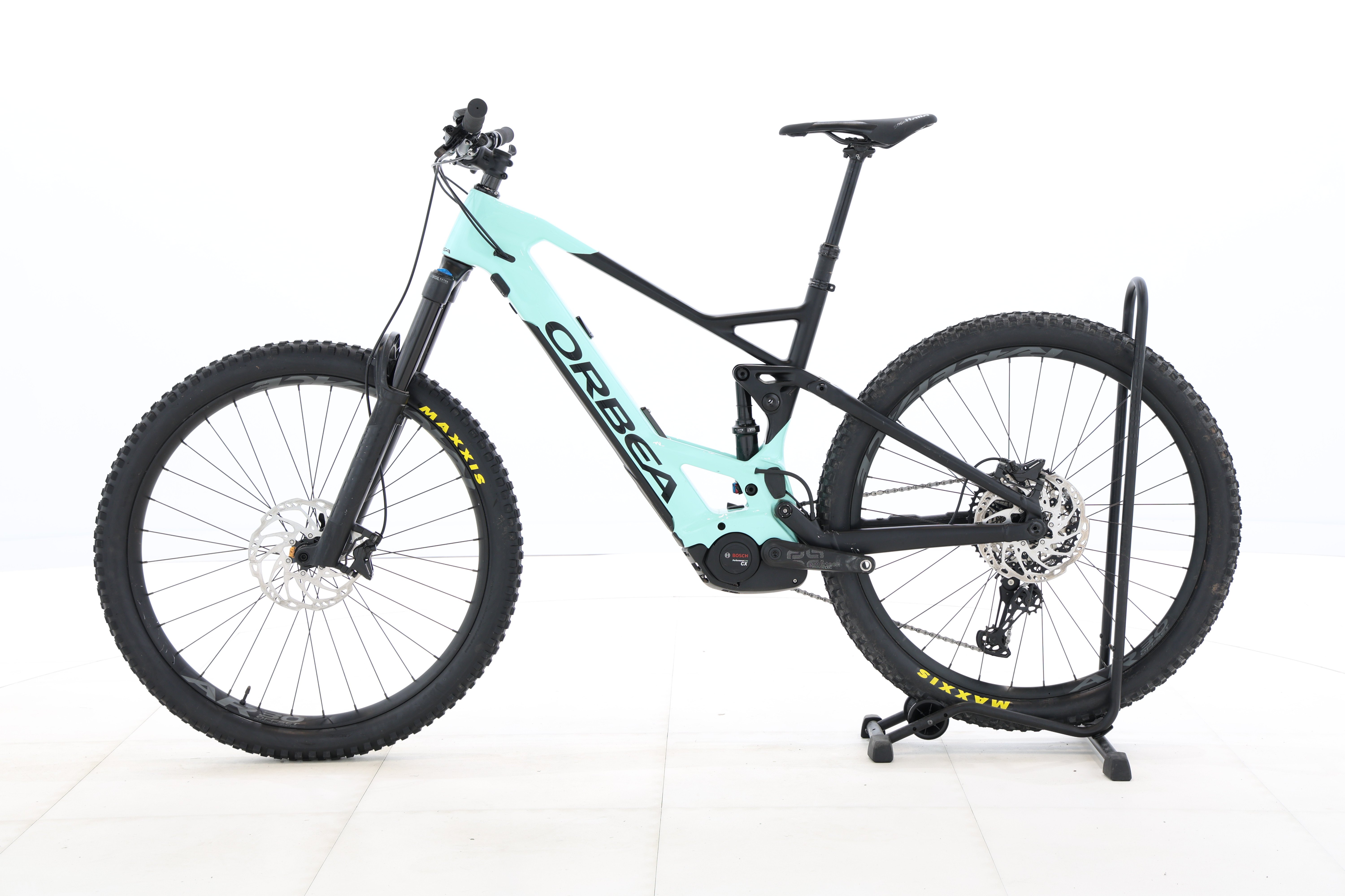 42ae6dcb-2edd-4a13-8c2c-352457d04bee