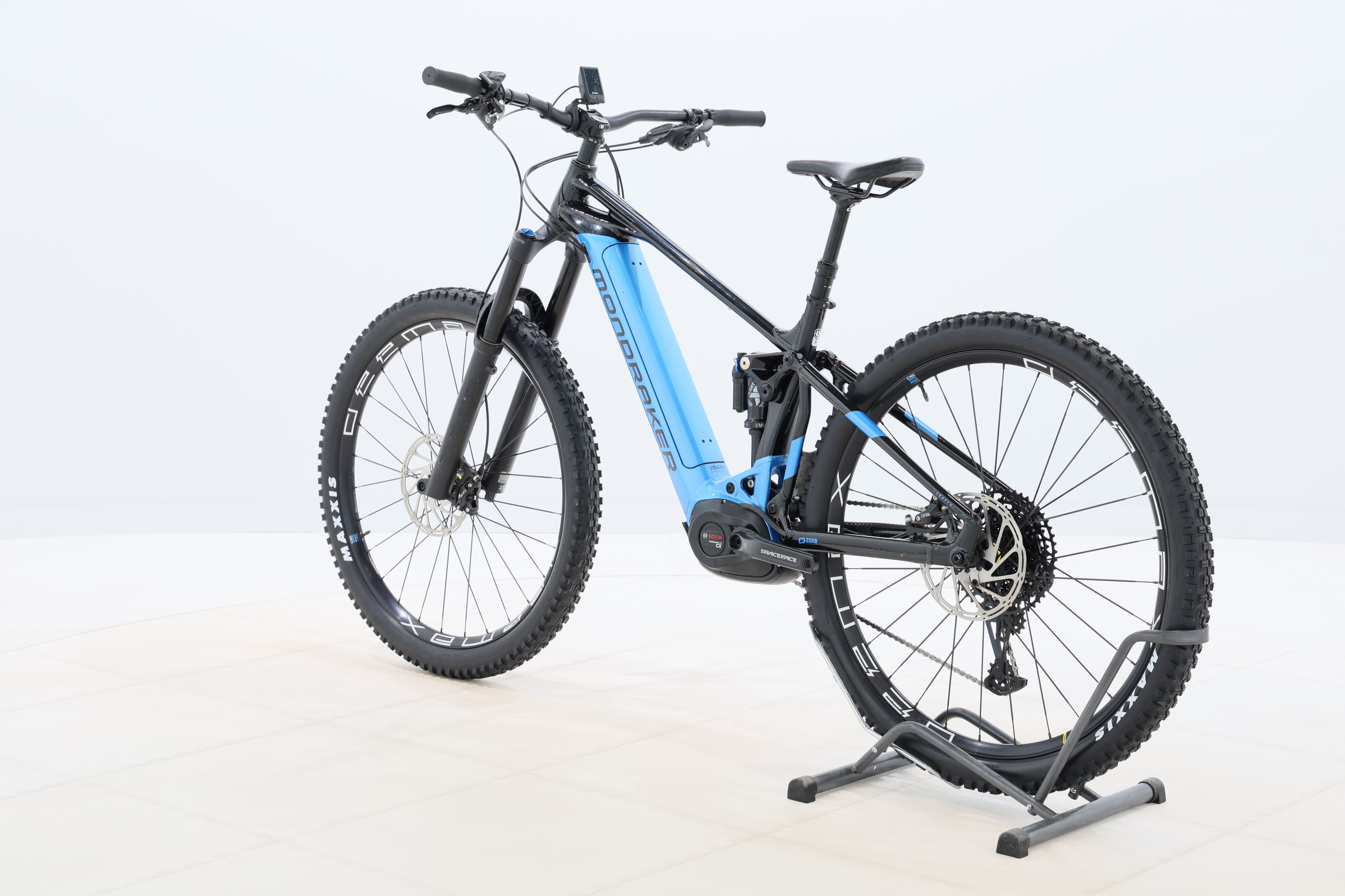 1938ab15-8a29-4631-879c-9eb6371ed3ab