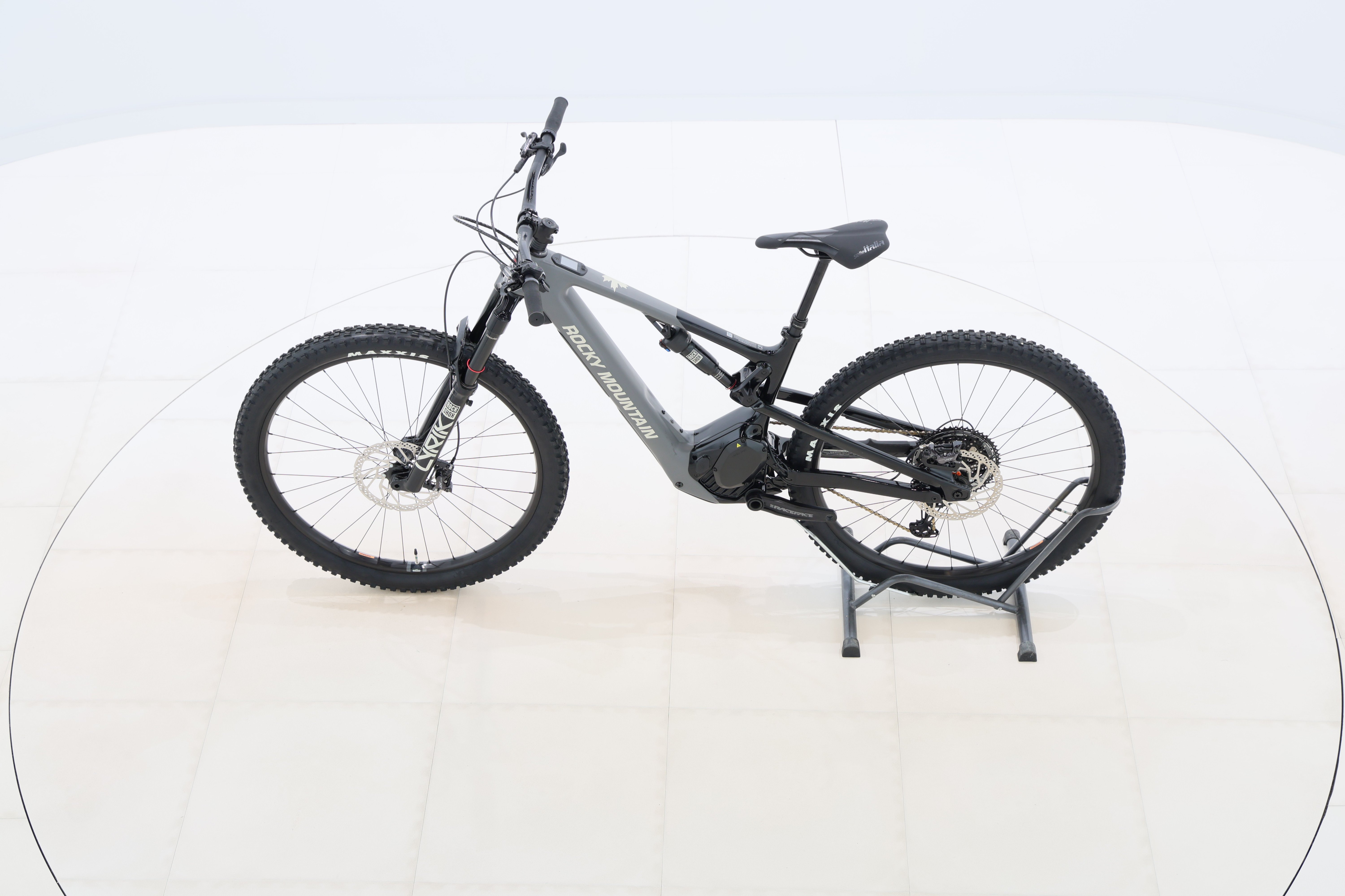 207667f9-edbd-4c2e-bc54-32c9f7ae893b