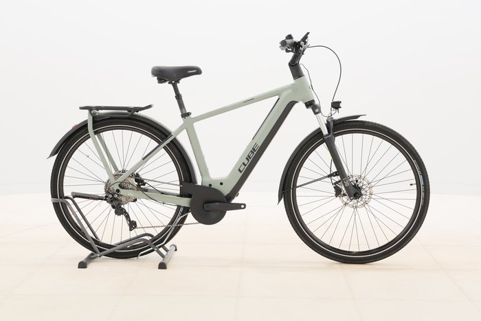 Cube Kathmandu Hybrid ONE 625 2023