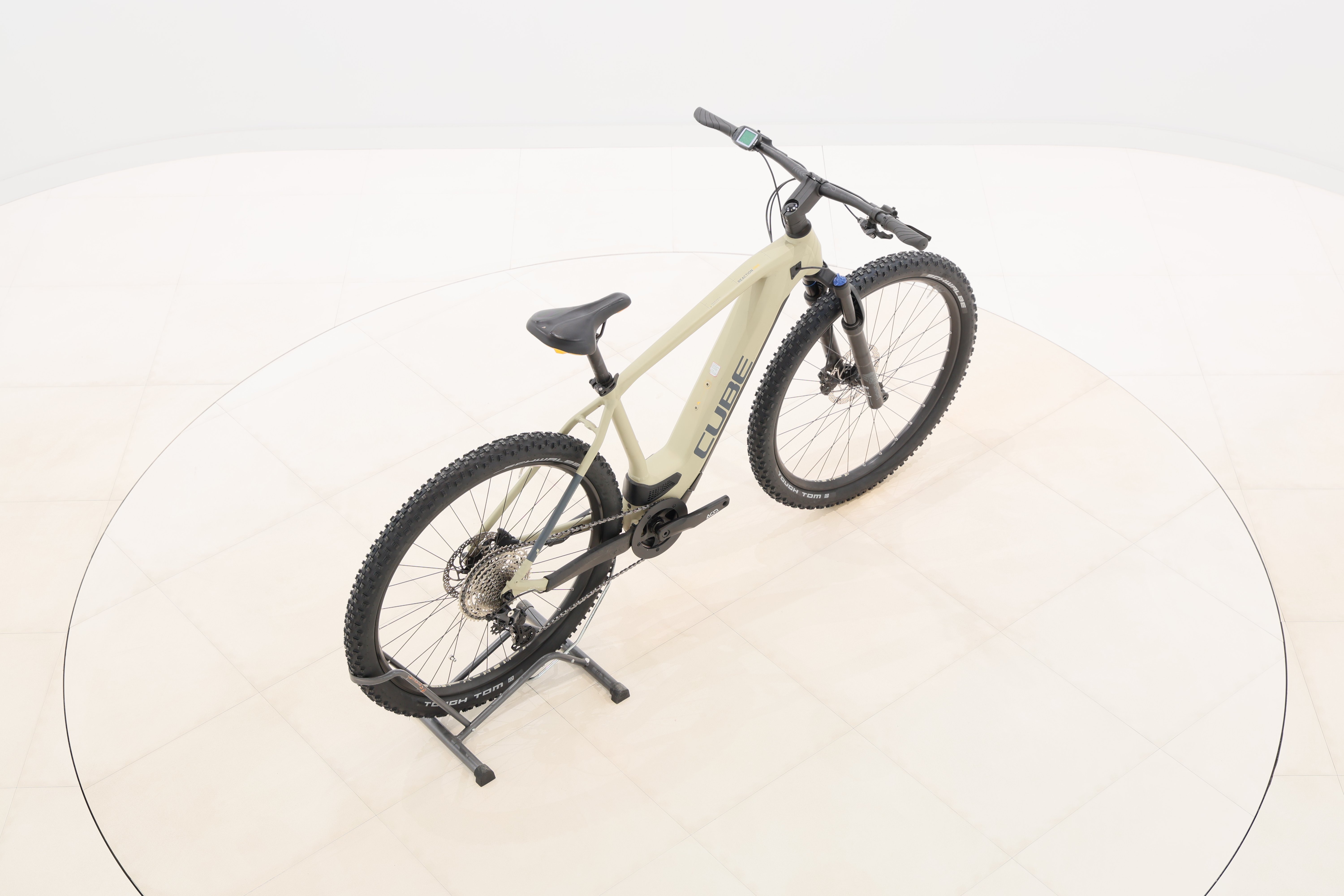 8e3e13d7-30fb-4130-90d9-51c70d8d5fca